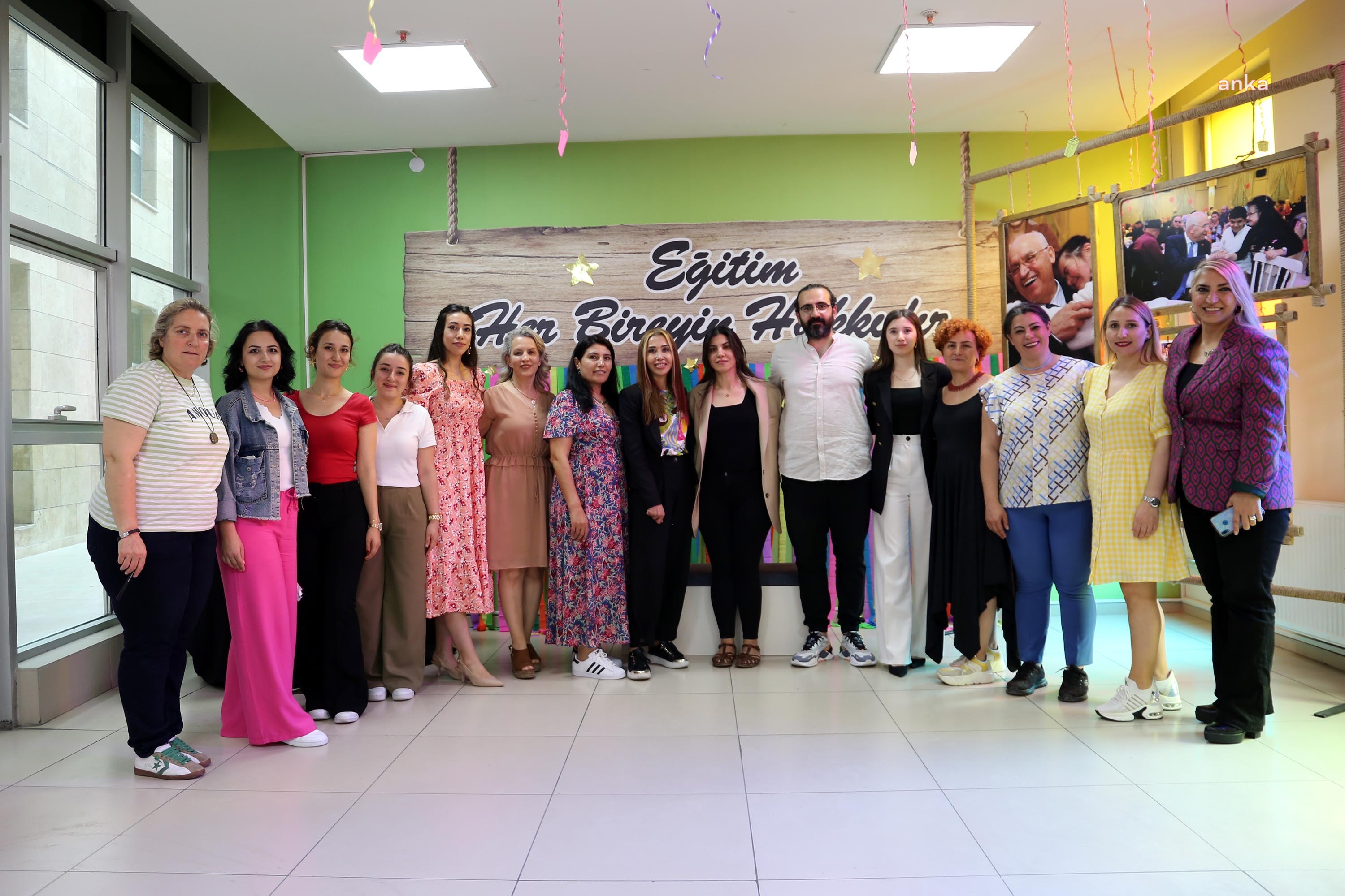 YENİMAHALLE BELEDİYESİ NEFES ENGELLİLER SOSYAL TESİSİ ÜYELERİ BAŞARI BELGELERİNİ ALDI
