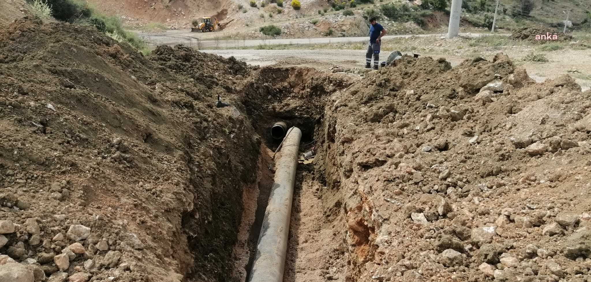 ANTALYA BÜYÜKŞEHİR EKİPLERİ, KAŞ VE DEMRE’DE SU KESİNTİSİNİ AYNI GÜN GİDERDİ
