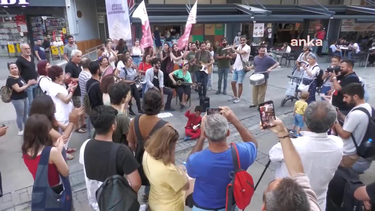 MÜZİK YORUMCULARI MESLEK BİRLİĞİ: MÜZİK SEKTÖRÜNDEKİ PANDEMİ KISITLAMALARI TÜRKİYE GENELİNDE KALDIRILDI