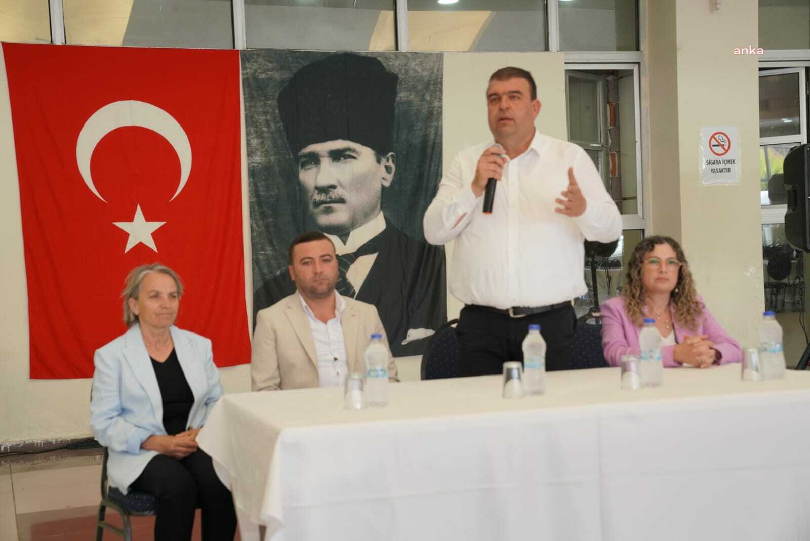 SEFERİHİSAR BELEDİYE BAŞKANI YETİŞKİN, ÇALIŞANLARLA BAYRAMLAŞTI