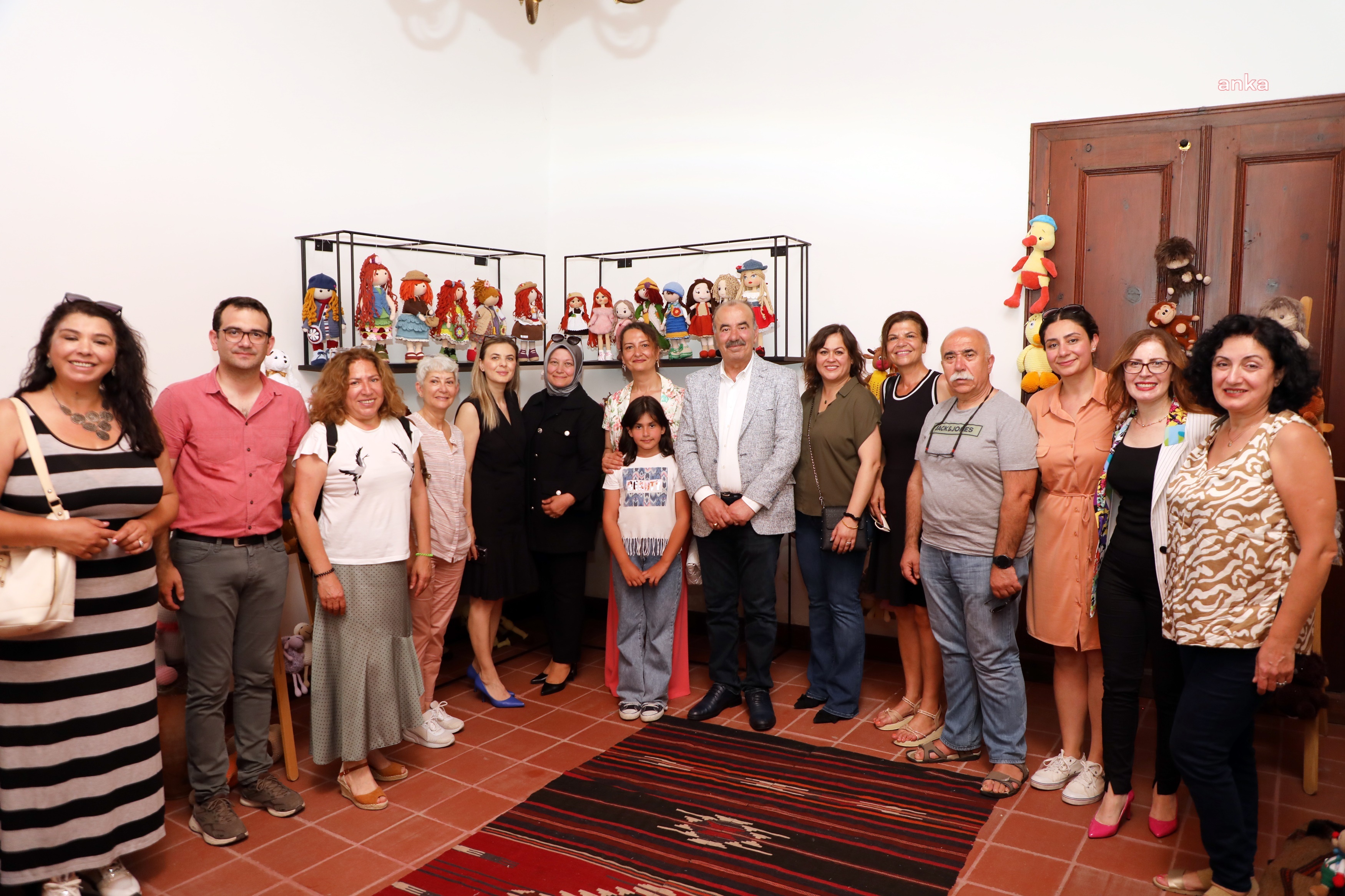 MUDANYA BELEDİYESİ HOBİ SANAT ATÖLYELERİ KURSİYERLERİNDEN YIL SONU SERGİSİ