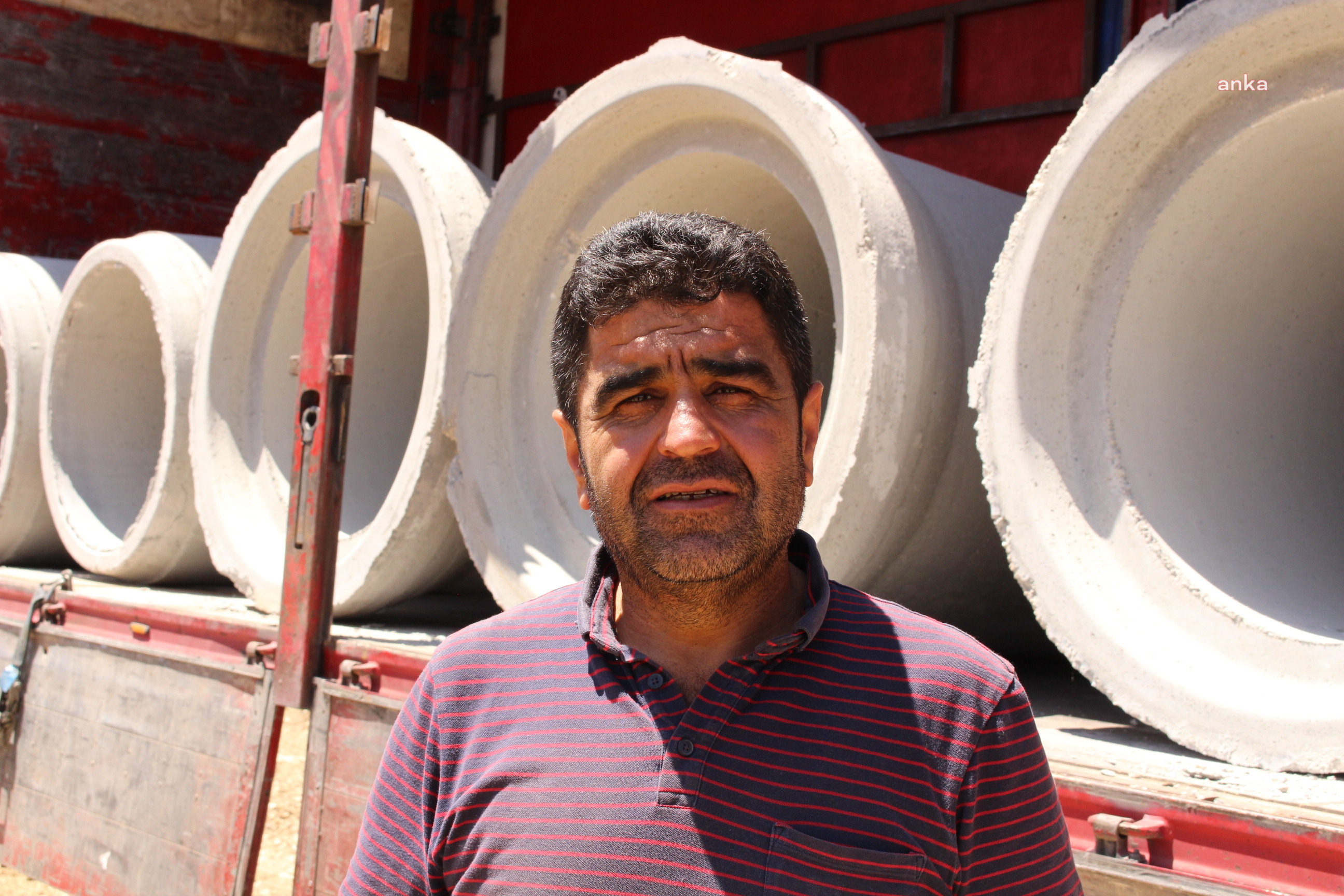 ANTALYA BÜYÜKŞEHİR BELEDİYESİ, ELMALI YAKAÇİFTLİK’E SULAMA AMAÇLI BÜZ TEMİN ETTİ
