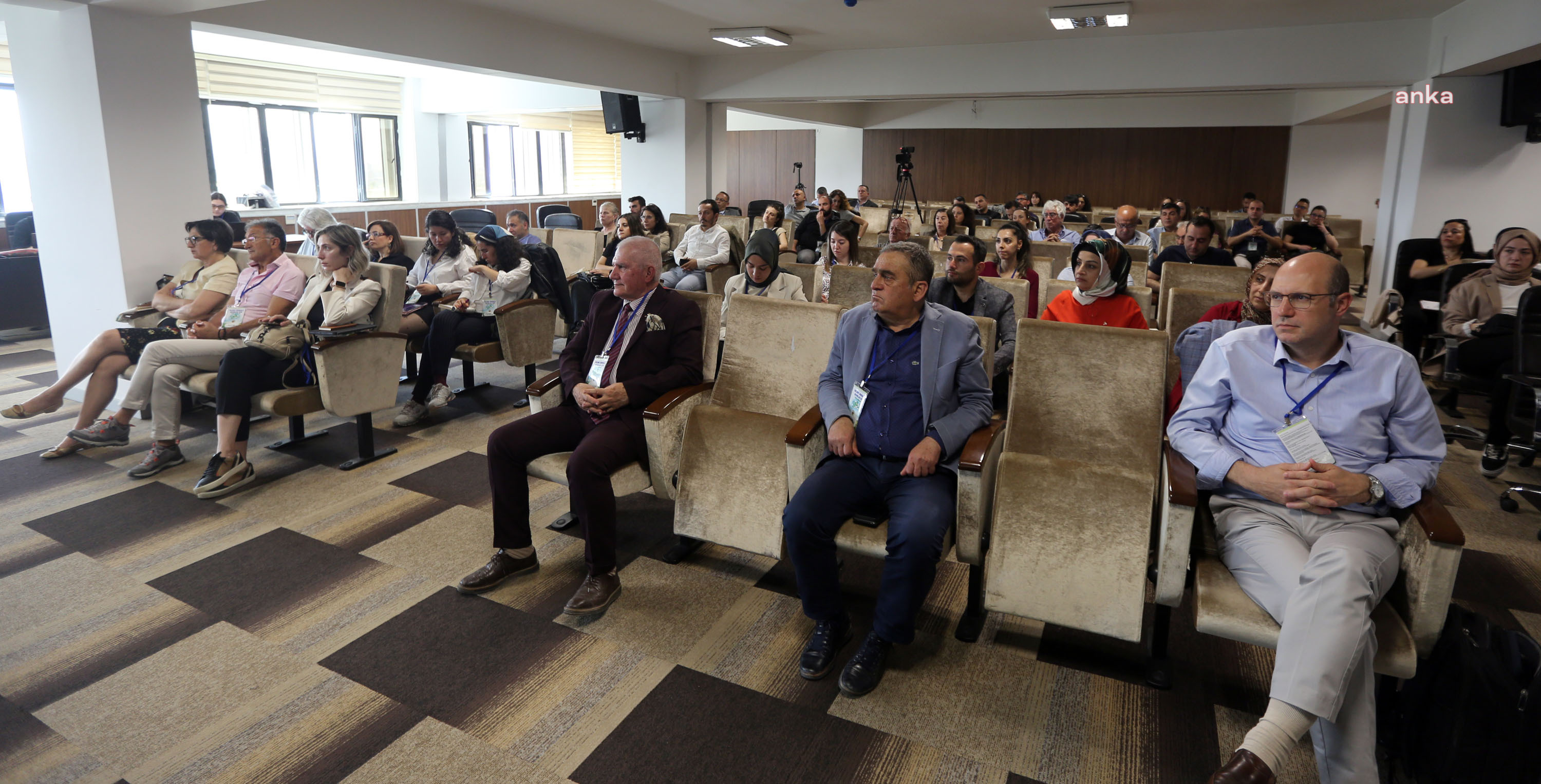YENİMAHALLE BELEDİYESİ’NDEN ‘İKLİME DİRENÇLİ ŞEHİRLER İÇİN YEŞİL ADIMLAR’ ÇALIŞTAYI