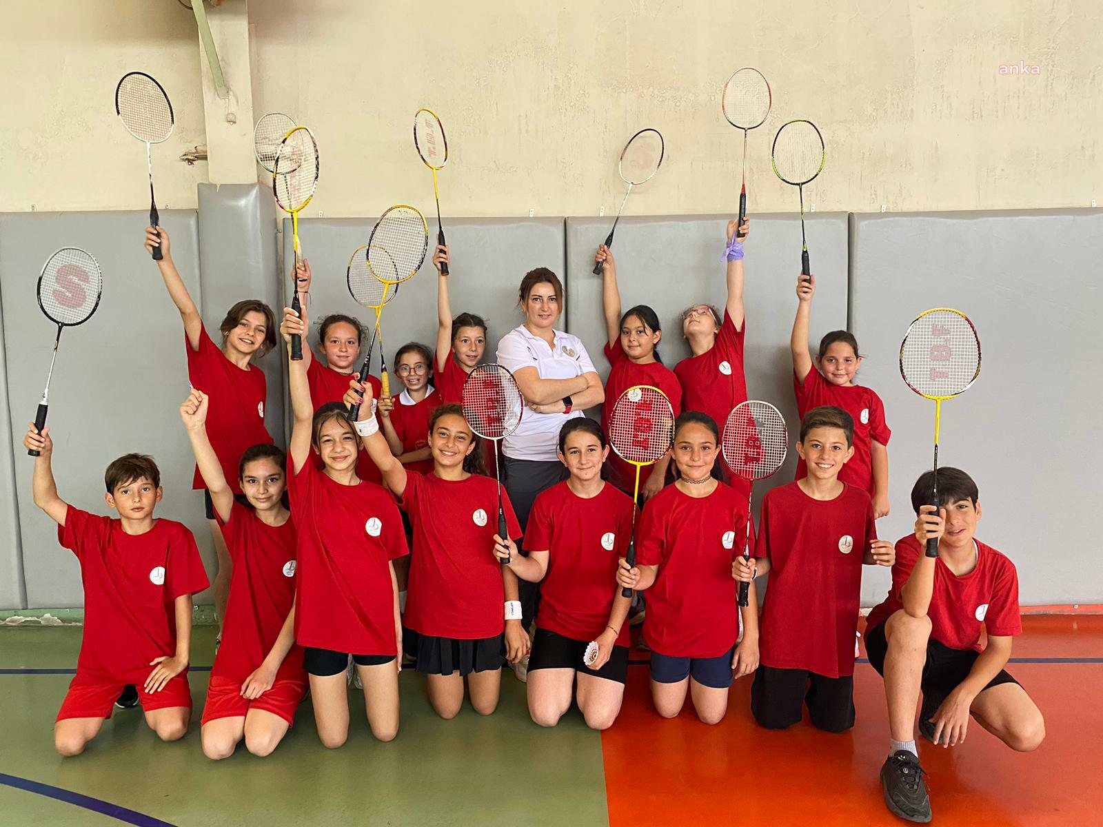 BAYRAKLILI SPORCULARDAN ‘BADMİNTON’ BAŞARISI