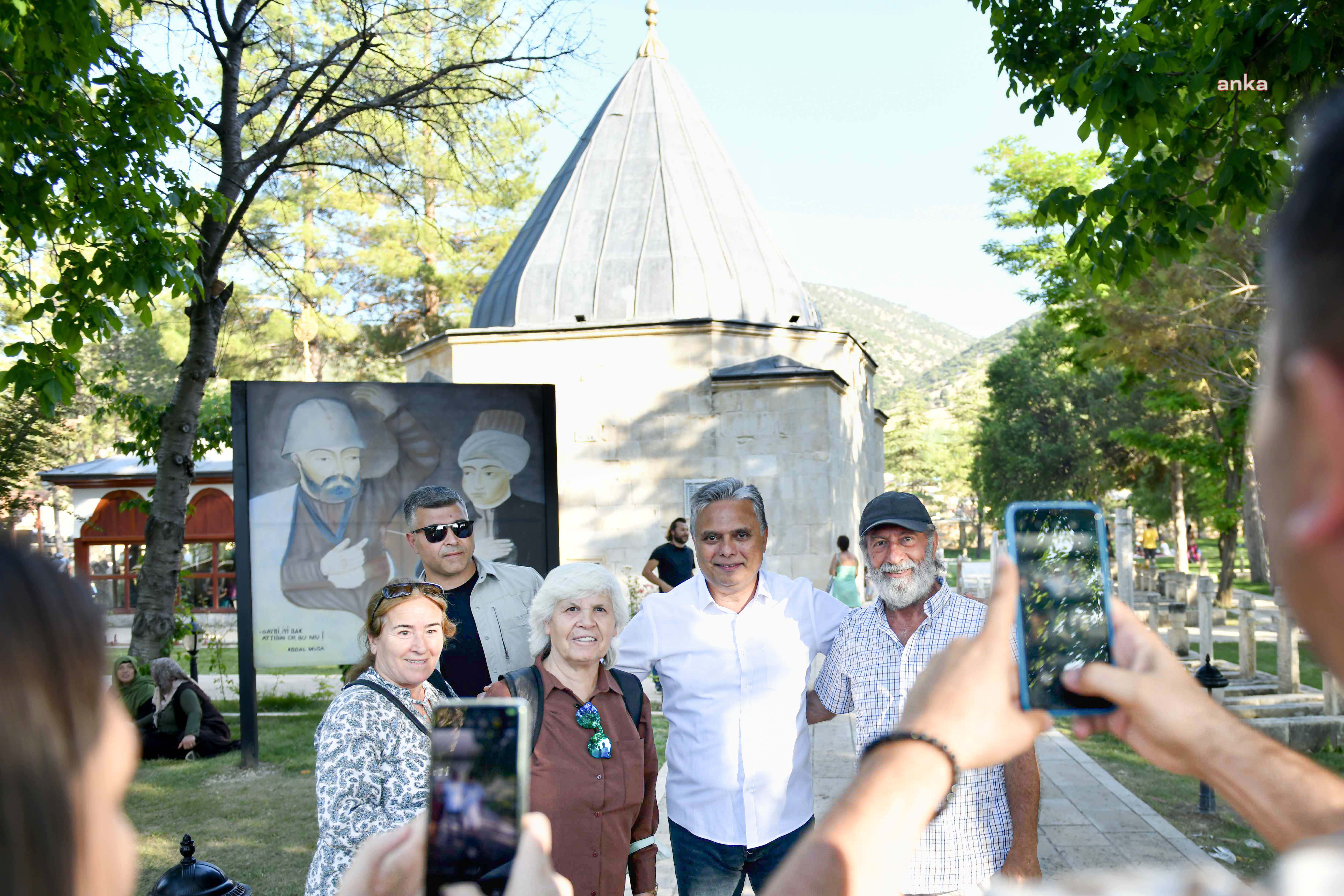 MURATPAŞA BELEDİYE BAŞKANI UYSAL, MADIMAK KATLİAMI’NIN 30’UNCU YILINDA SİVAS’TA