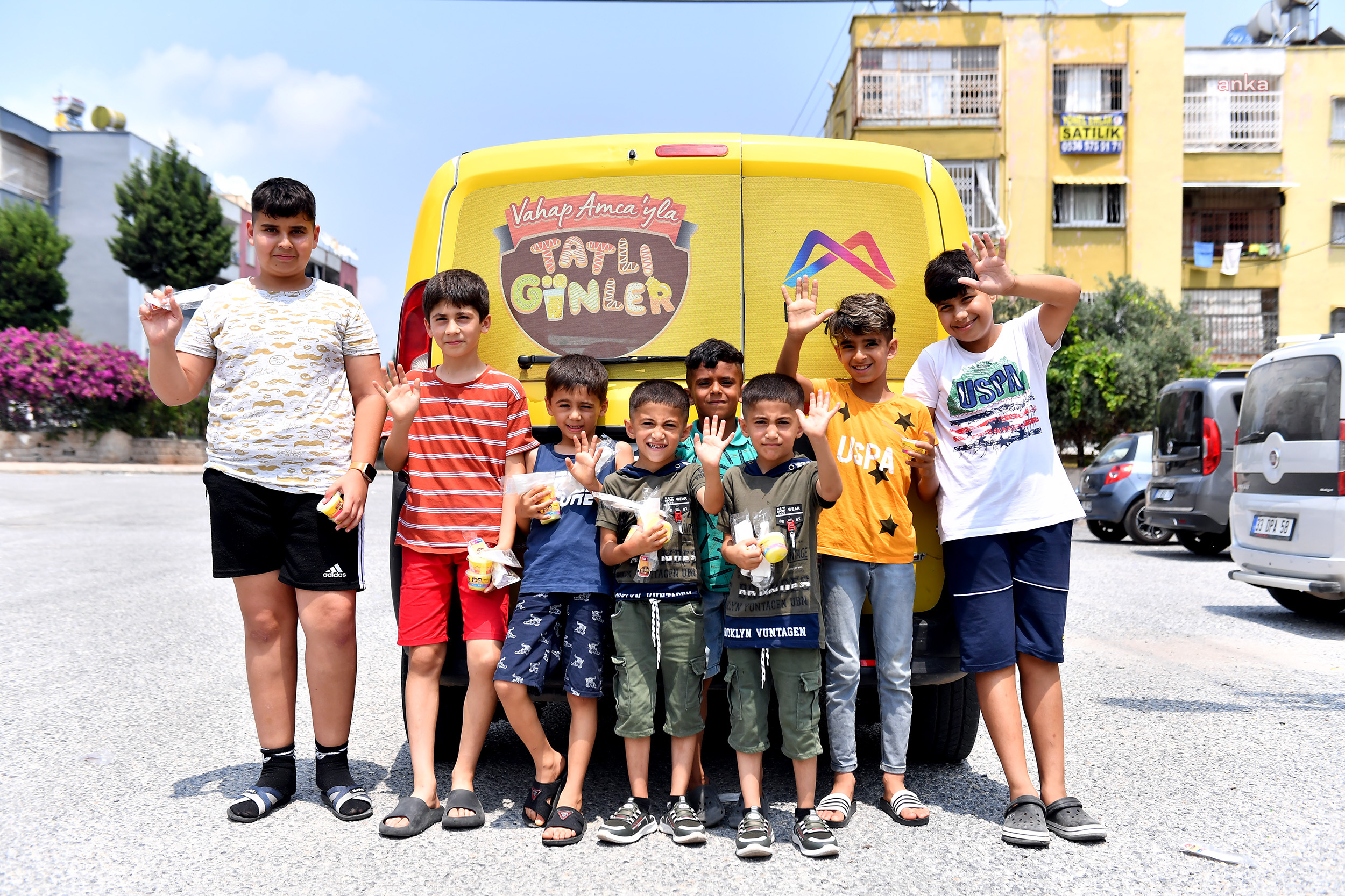 BU BAYRAM DA ÇOCUKLARIN DONDURMALARI MERSİN BÜYÜKŞEHİR’DEN
