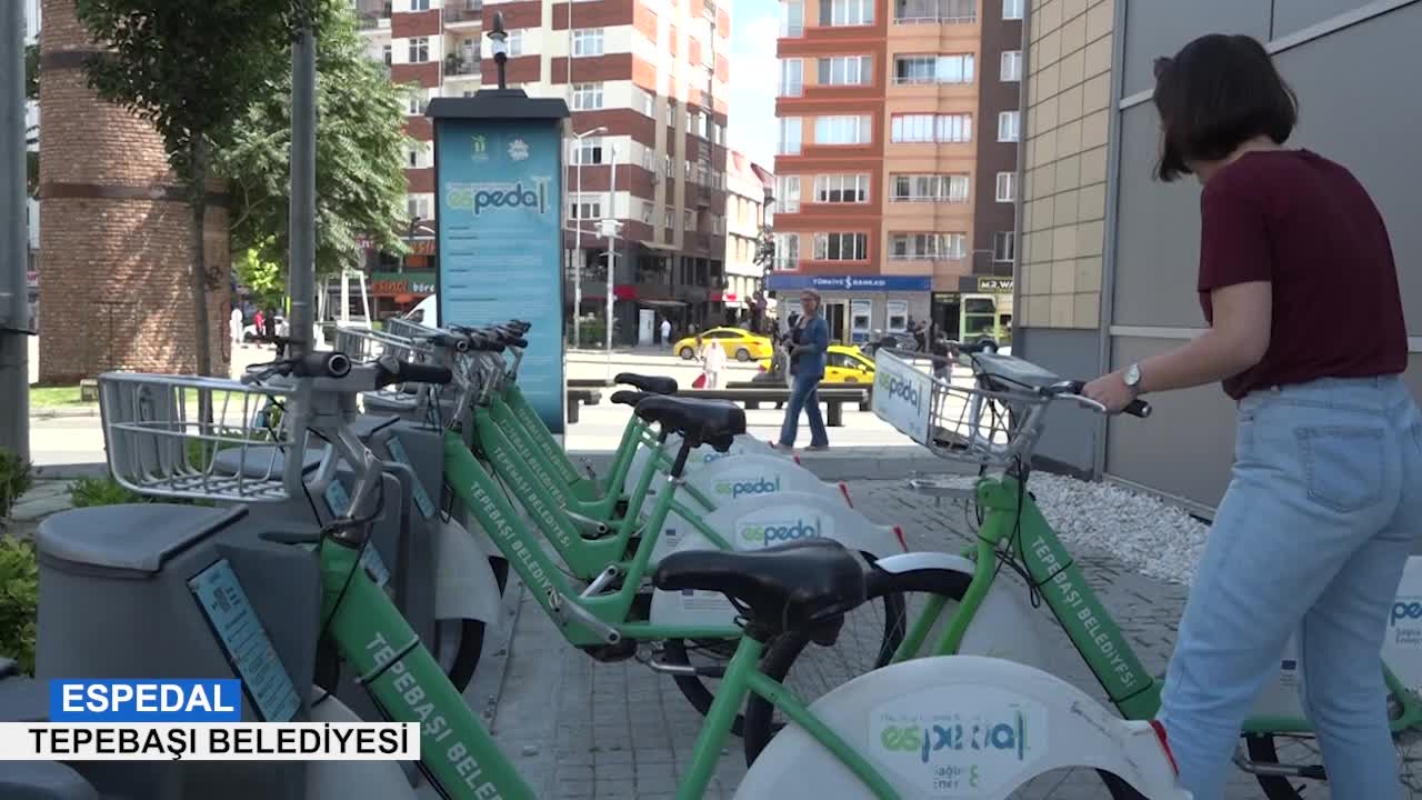 TÜRKİYE’NİN İLK ELEKTRİKLİ BİSİKLETLERİ TEPEBAŞI’NDA HİZMET VERİYOR