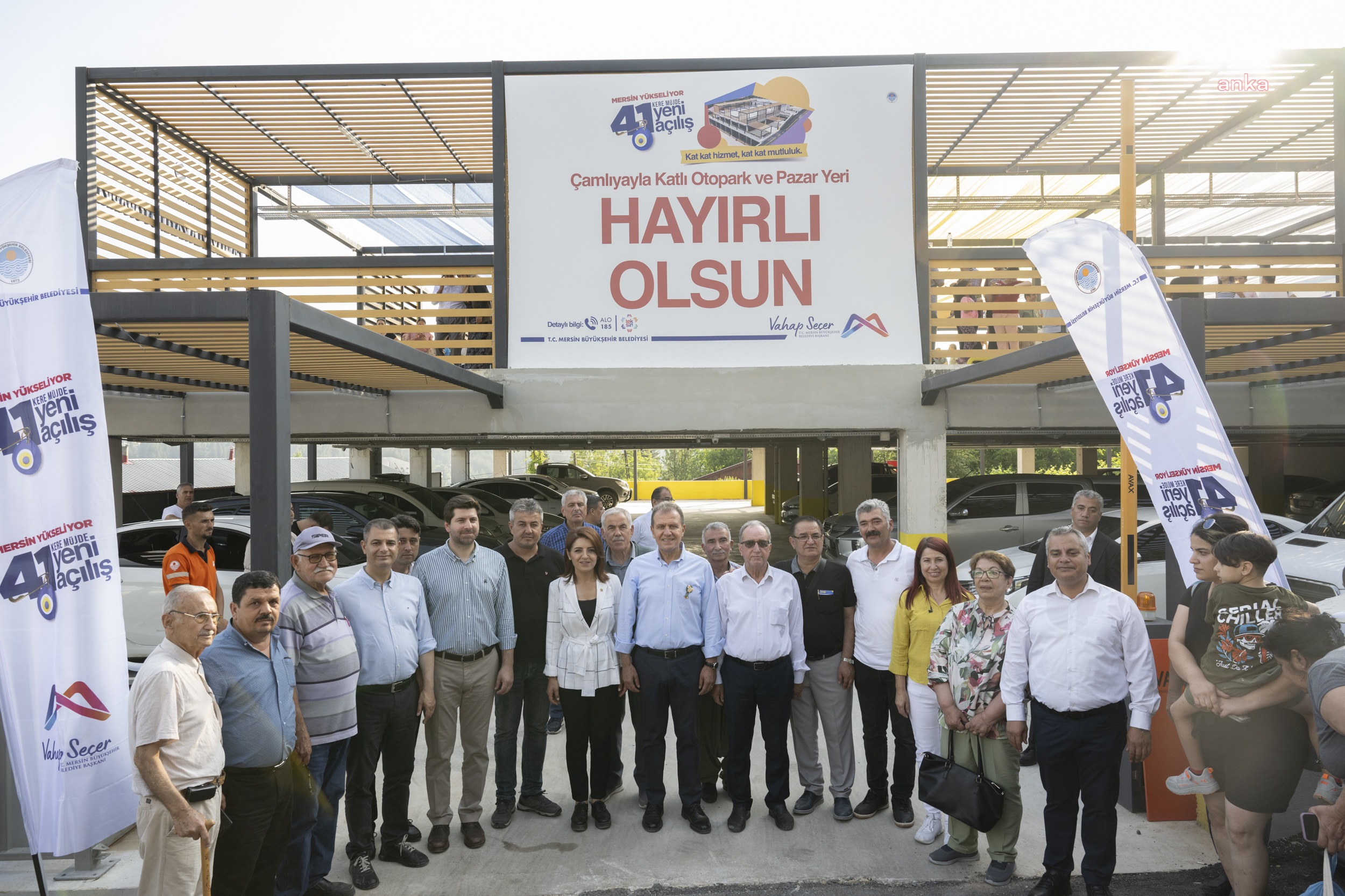 VAHAP SEÇER, ÇAMLIYAYLA KATLI OTOPARK VE PAZAR YERİ'NİN AÇILIŞINI GERÇEKLEŞTİRDİ