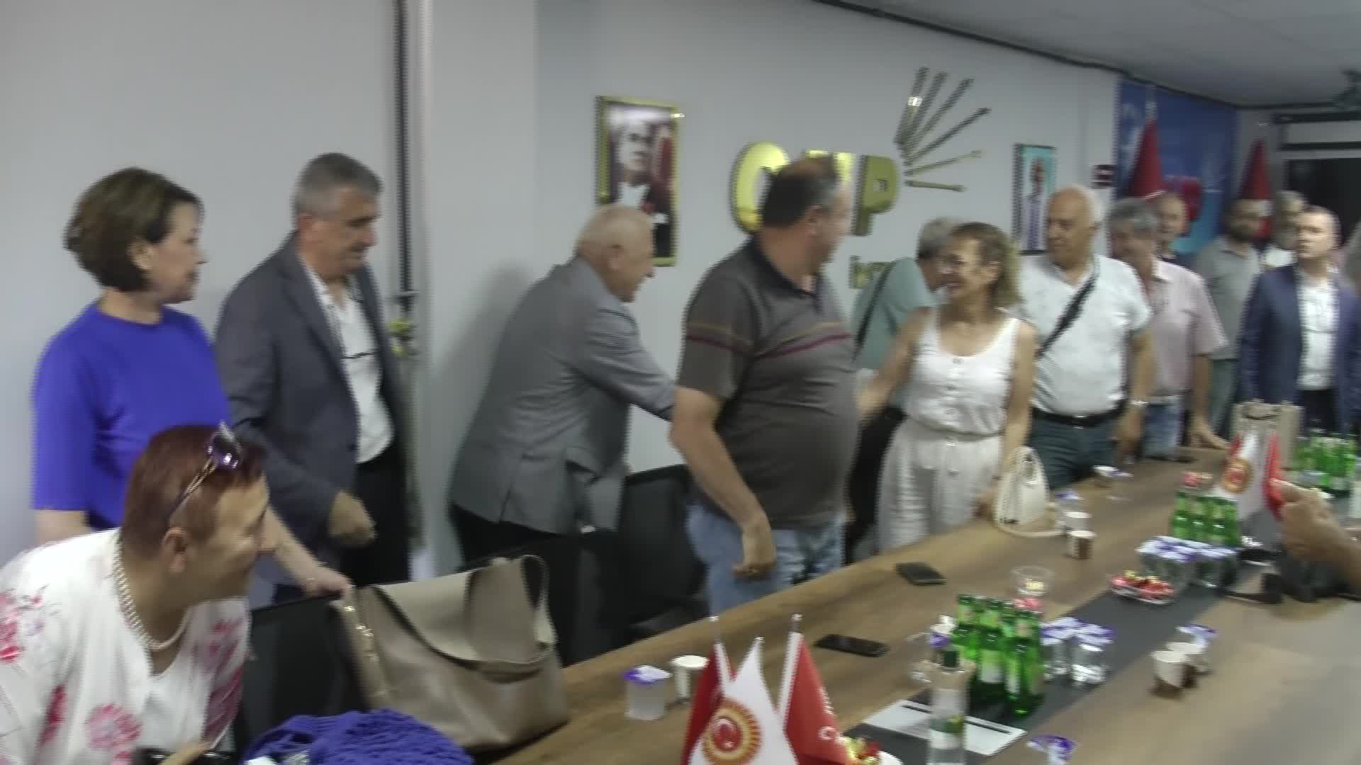 CHP'Lİ TALİH ÖZCAN: ’’BİZ HEP DEĞİŞİMİ SAVUNUYORUZ. PARTİMİZİN BİR KÜLTÜRÜ, BİR GELENEĞİ, ÖRF VE ADETİMİZ VAR’’