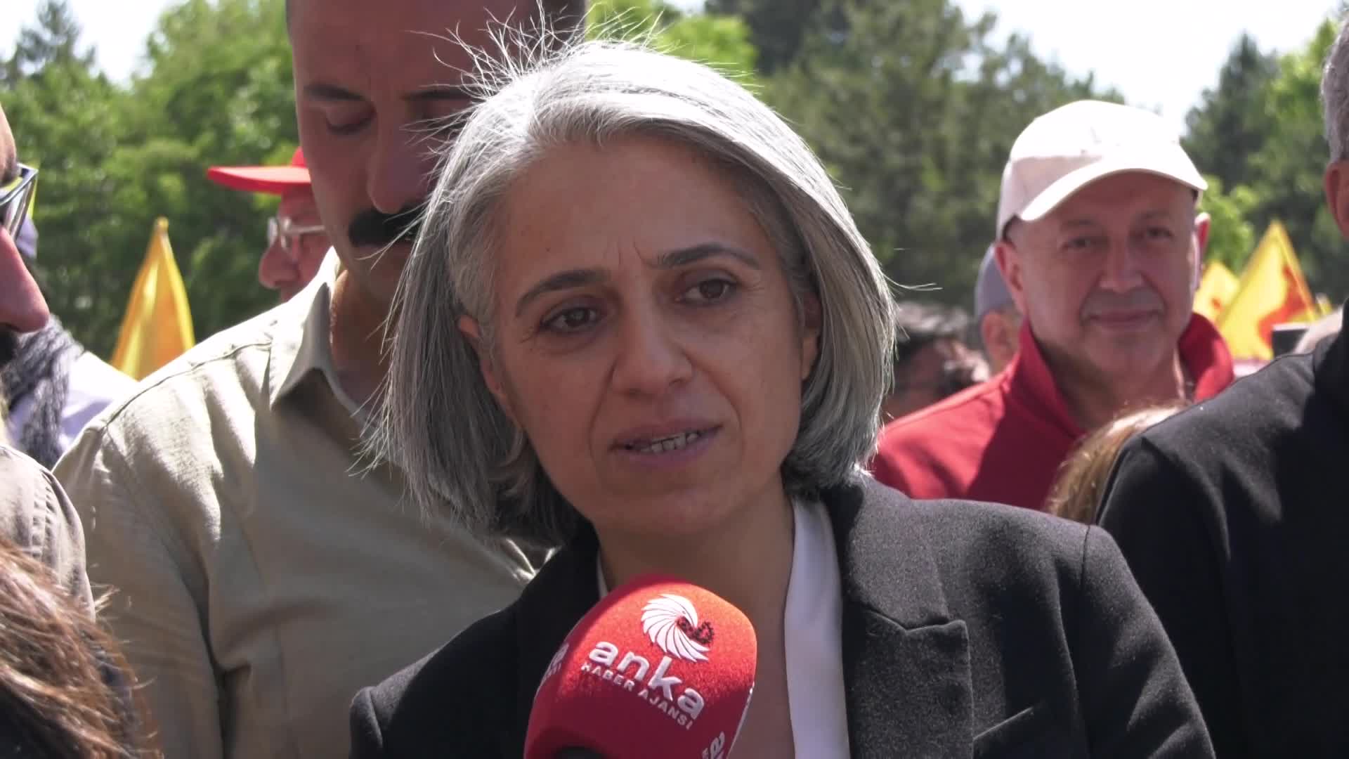 SİVAS KATLİAMININ 30. YILI… YEŞİL SOL PARTİ EŞ SÖZCÜSÜ KILIÇGÜN UÇAR: “REJİMİN KENDİSİNE, MADIMAK KATLİAMINI NEREDEYSE SAHİPLENİCİ KONUMDA OLAN İKTİDARIN KENDİSİNE KARŞI CİDDİ BİR DEĞİŞİM TALEBİ HALEN ORTADA”