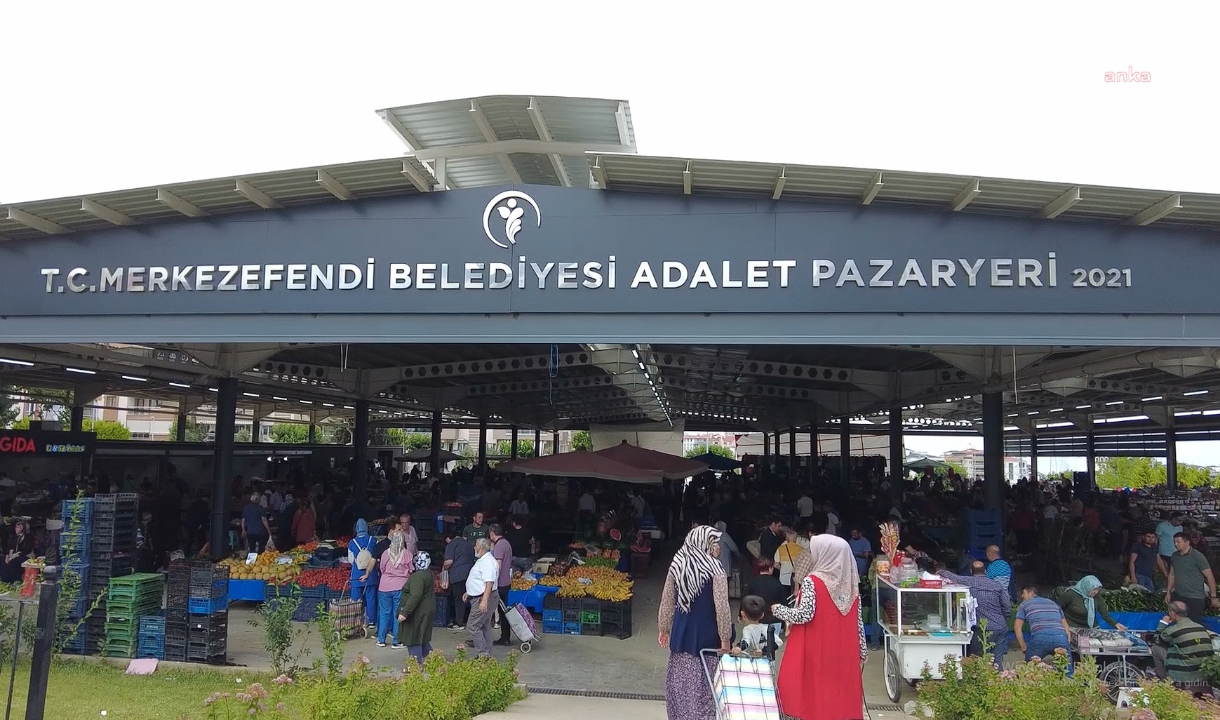 MERKEZEFENDİ’NİN MODERN PAZAR YERLERİ HİZMET VERMEYE DEVAM EDİYOR