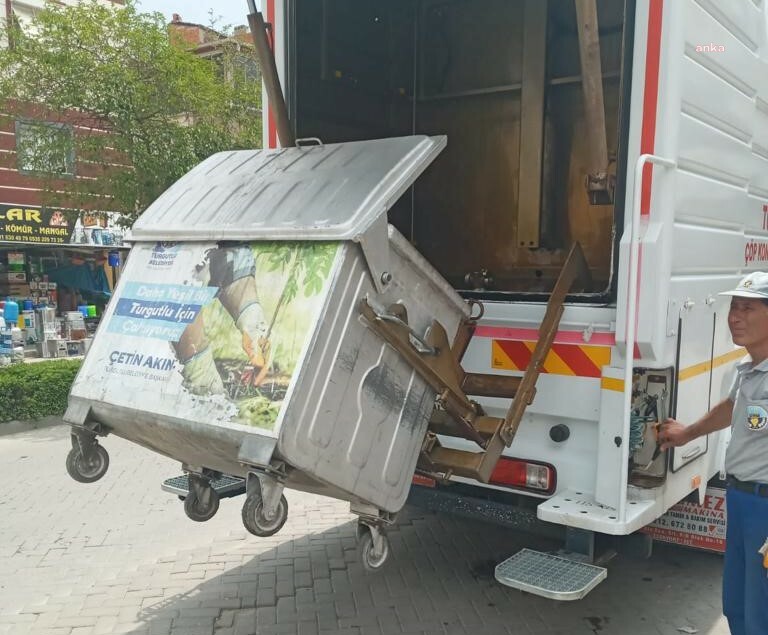 TURGUTLU BELEDİYESİ'NDEN KURBAN BAYRAMI’NDA TEMİZLİK MESAİSİ