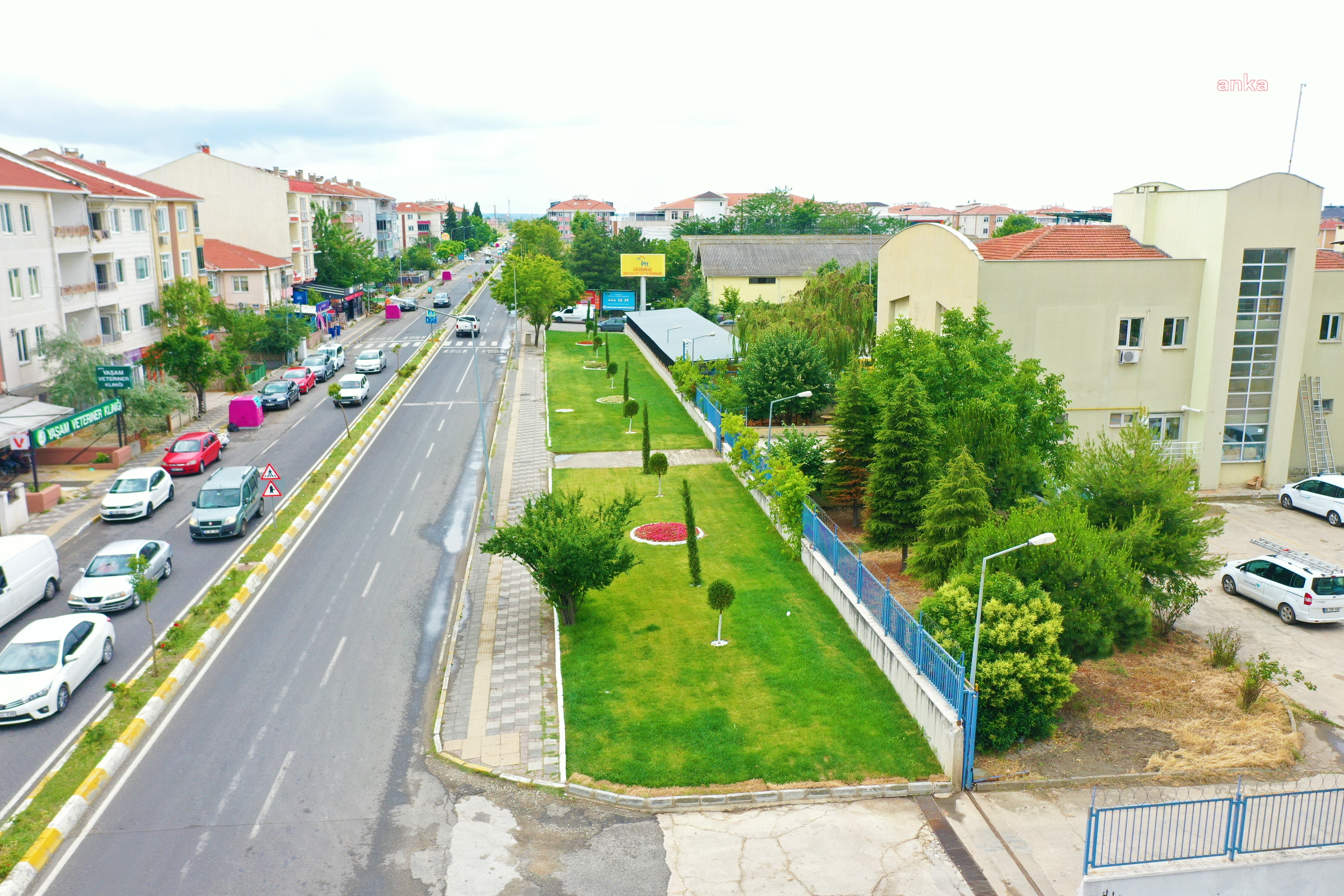 LÜLEBURGAZ BELEDİYESİ'NDEN ATIL ALANLARDA YEŞİLLENDİRME ÇALIŞMASI