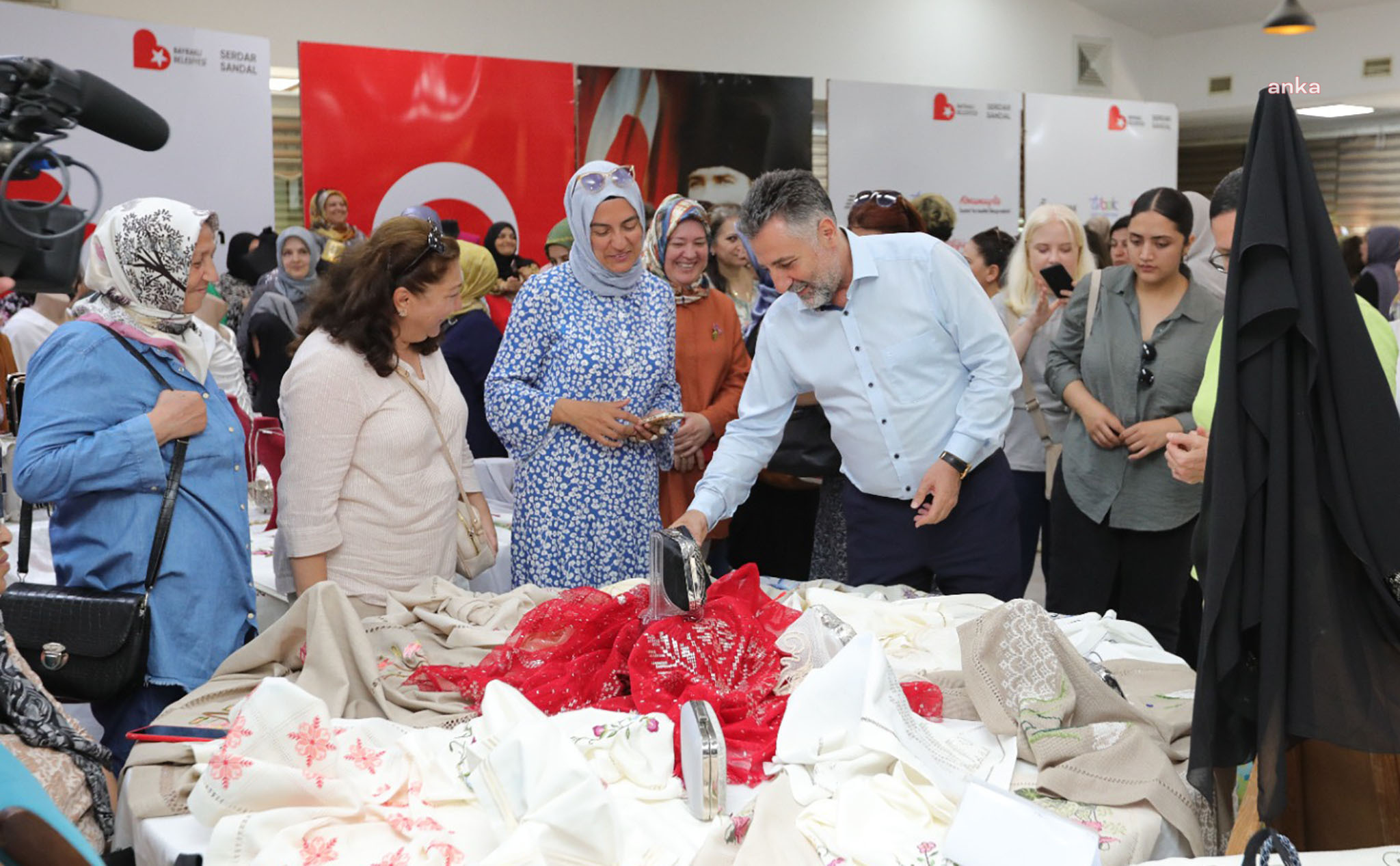 BAYRAKLI BELEDİYE BAŞKANI SANDAL: “HEDEFİMİZ GÜÇLÜ KADINLAR, GÜÇLÜ BİR BAYRAKLI”