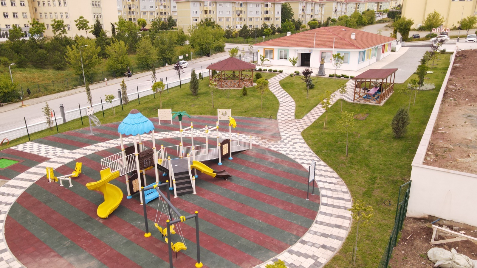 ODUNPAZARI BELEDİYESİ AHMET ARA ENGELSİZ GÜNDÜZ BAKIMEVİ VE KREŞİNDE KAYITLAR BAŞLADI
