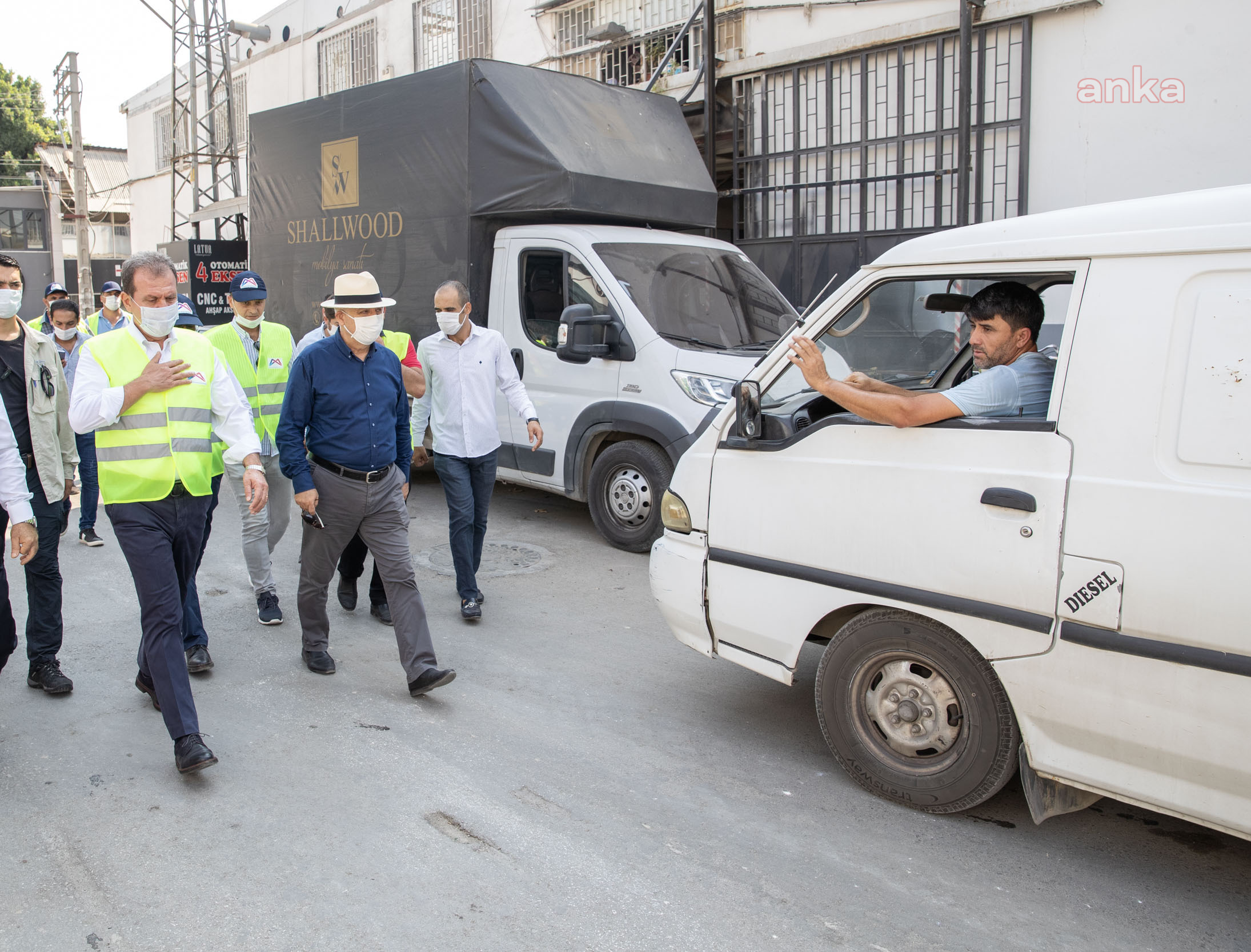 MERSİN SANAYİ SİTESİ’NİN 40 YILLIK YOL SORUNU ÇÖZÜLÜYOR