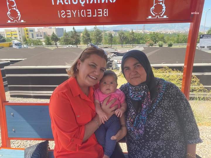 İZMİT BELEDİYE BAŞKANI HÜRRİYET’TEN KAHRAMANMARAŞ’A ZİYARET