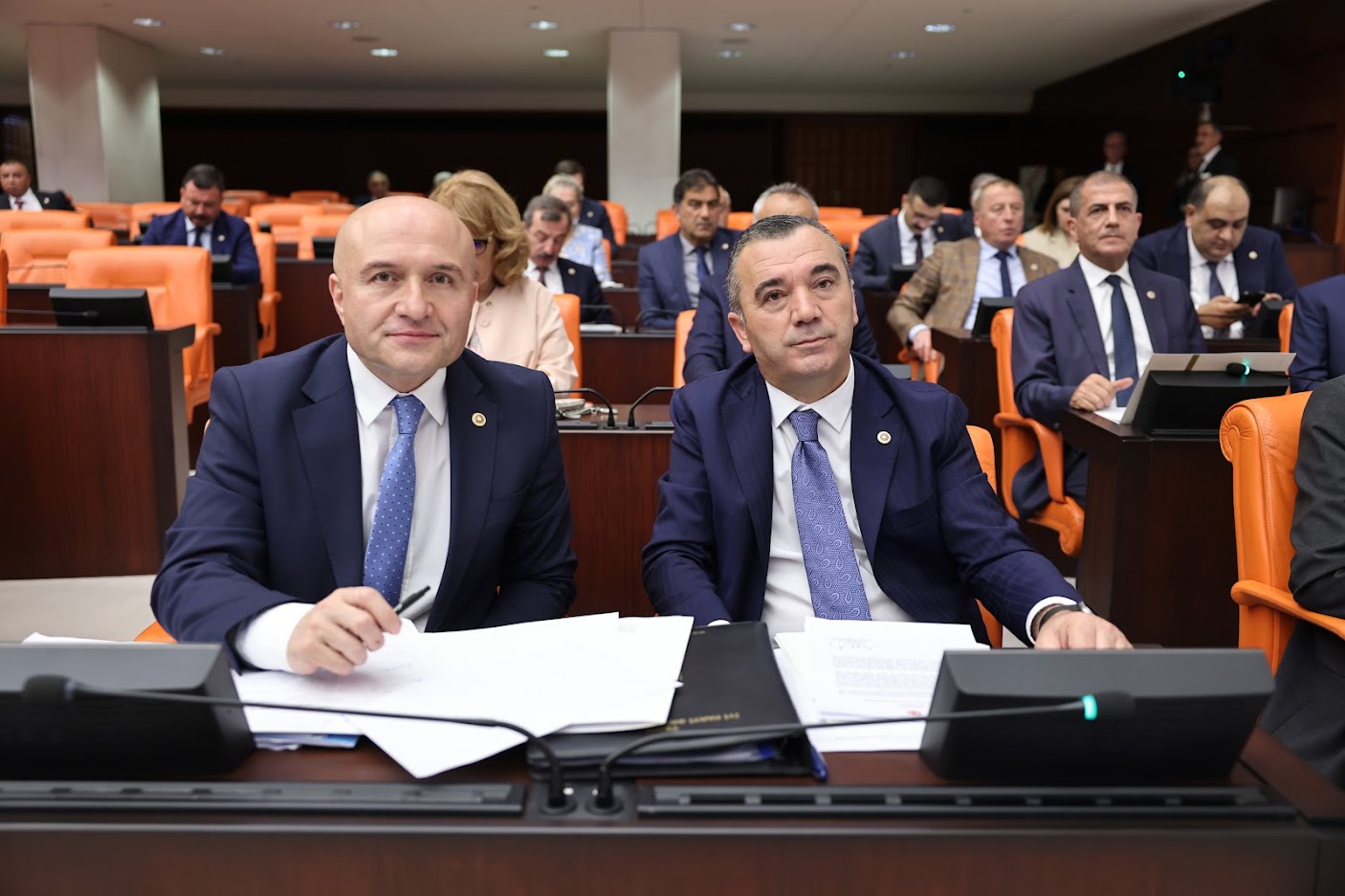 ERHAN USTA: “BİR BUÇUK AYDAKİ KUR ARTIŞININ DEVLET BÜTÇESİNE ÖNÜMÜZDEKİ DÖNEMDE GETİRDİĞİ MALİYET 272 BİN TANE ÖĞRETMENİN 30 YILLIK BRÜT MAAŞI KADARDIR”