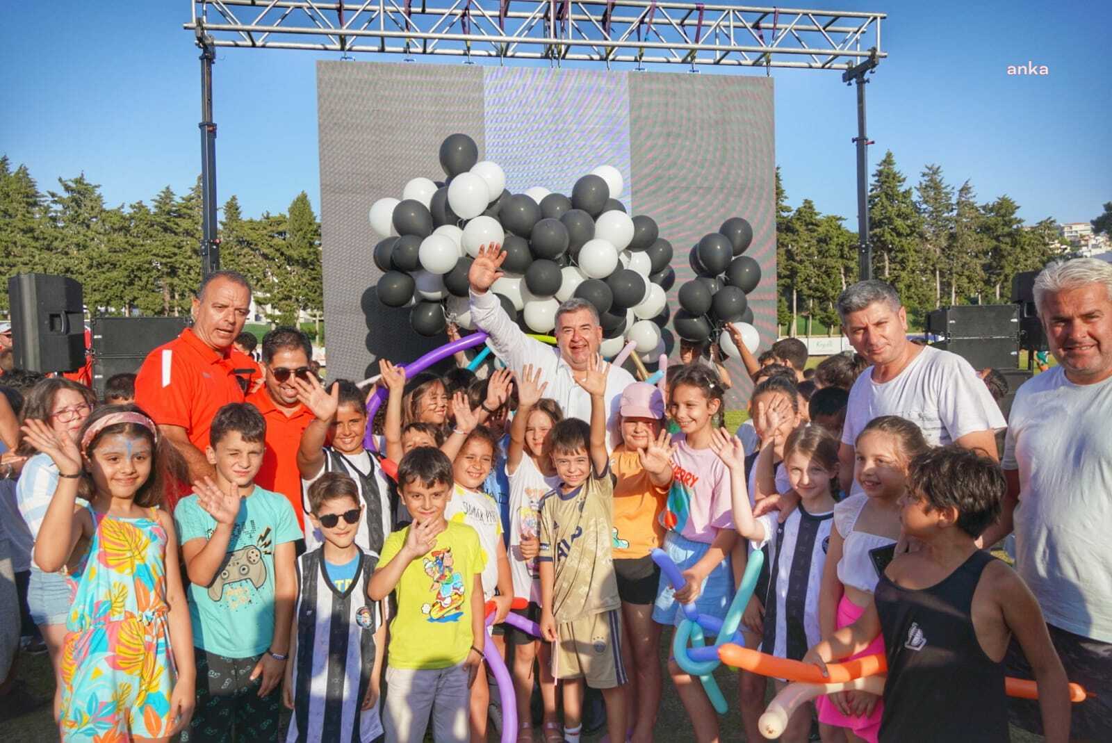 ÇEŞME BELEDİYESPOR YAZ SPOR OKULLARI BÜYÜK BİR COŞKUYLA BAŞLADI