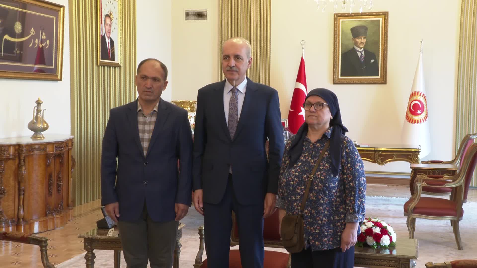 ŞEHİT ÖĞRETMEN ŞENAY AYBÜKE YALÇIN’IN ANNESİ VE BABASI TBMM BAŞKANI NUMAN KURTULMUŞ’U ZİYARET ETTİ