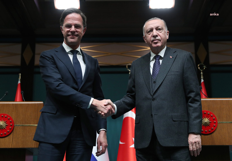 CUMHURBAŞKANI ERDOĞAN, HOLLANDA BAŞBAKANI RUTTE İLE GÖRÜŞTÜ