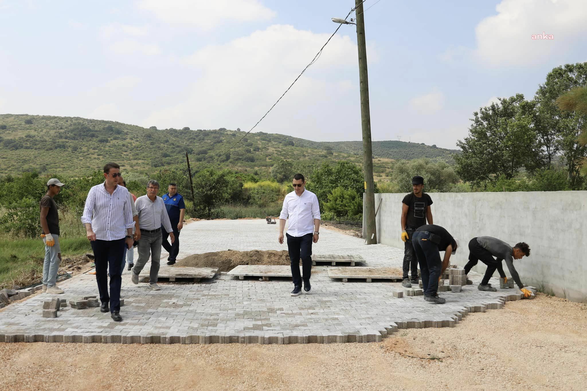 BANDIRMA BELEDİYESİ, İLÇEDE ASFALT ÇALIŞMALARINA DEVAM EDİYOR