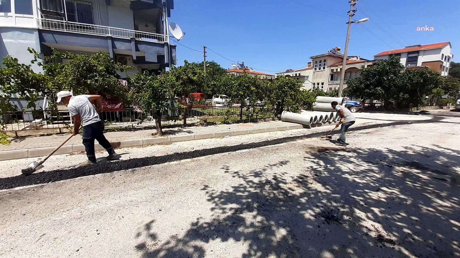GERMENCİK BELEDİYESİ, YOL YAPIM ÇALIŞMALARINA HIZ VERDİ