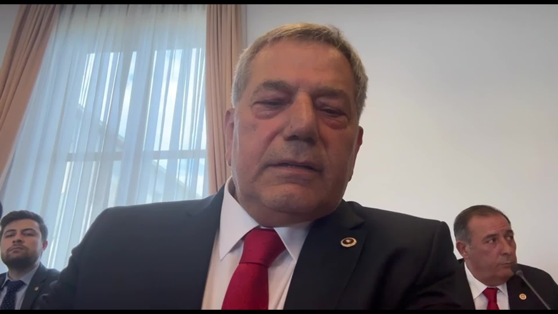 CHP’Lİ TAHSİN OCAKLI: “BU PAKETİN ADI ‘MİLLİ DAYANIŞMA PAKETİ.’ AMA BENİ ARAYAN SEÇMENLERİMİZ BUNUN ADINA ‘MİLLİ DAYATMA PAKETİ’ DEDİLER”