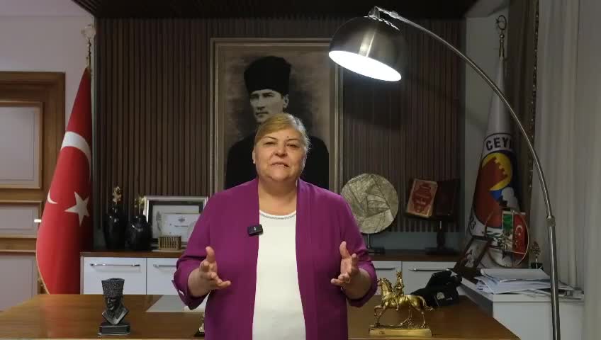 CEYHAN BELEDİYE BAŞKANI ERDEM: “ÇALIŞANLARIMIZA DEPREM TAZMİNATI ÖDEYEBİLMEK İÇİN BORÇLANMA YETKİSİ İSTEDİK. SANKİ SUÇ İŞLEDİK. DUVAR ÖRDÜLER, ENGEL OLDULAR”
