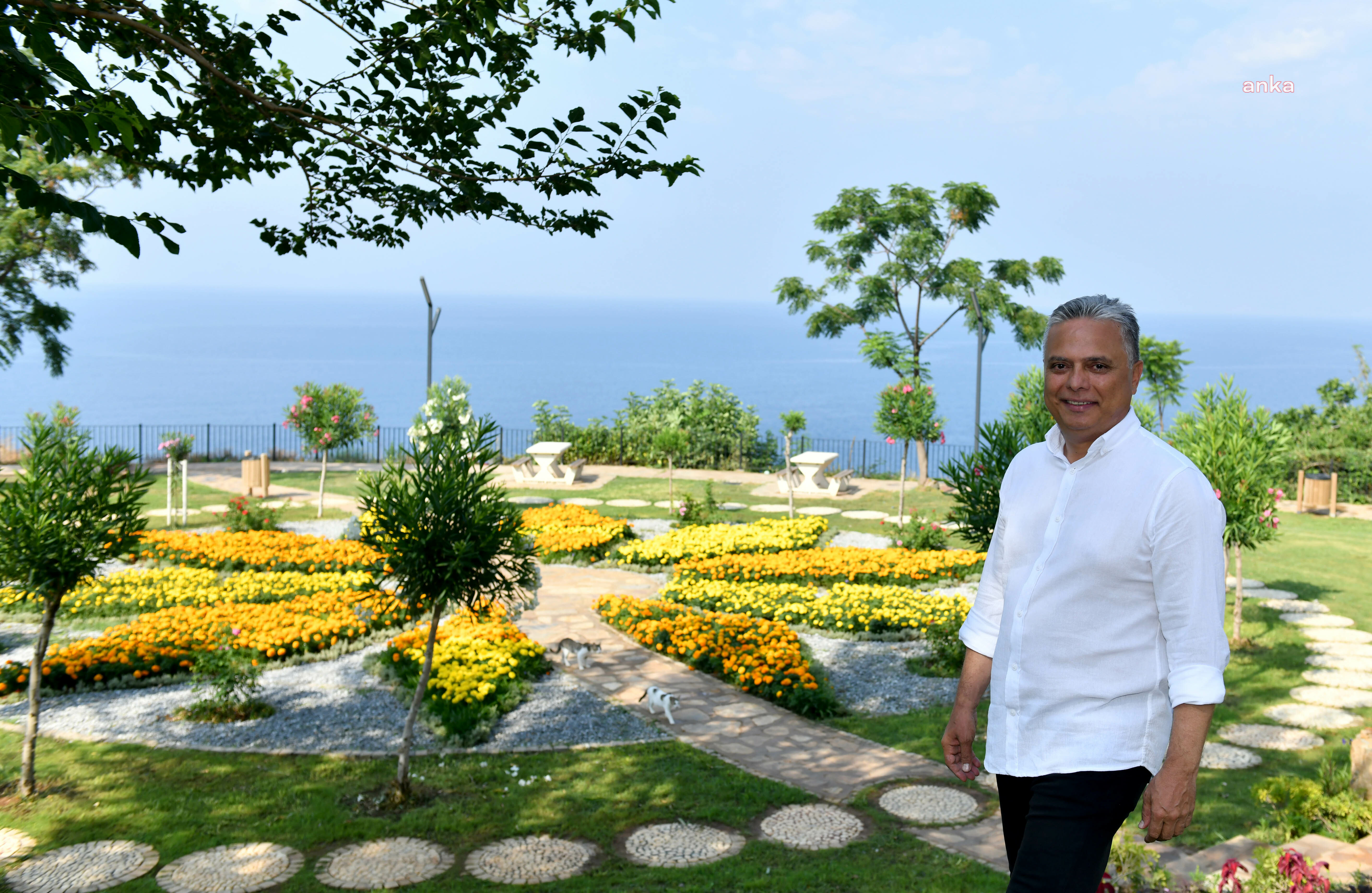 MURATPAŞA BELEDİYE BAŞKANI UYSAL, FALEZ 3 PARK’TA YENİLEME ÇALIŞMALARINI İNCELEDİ