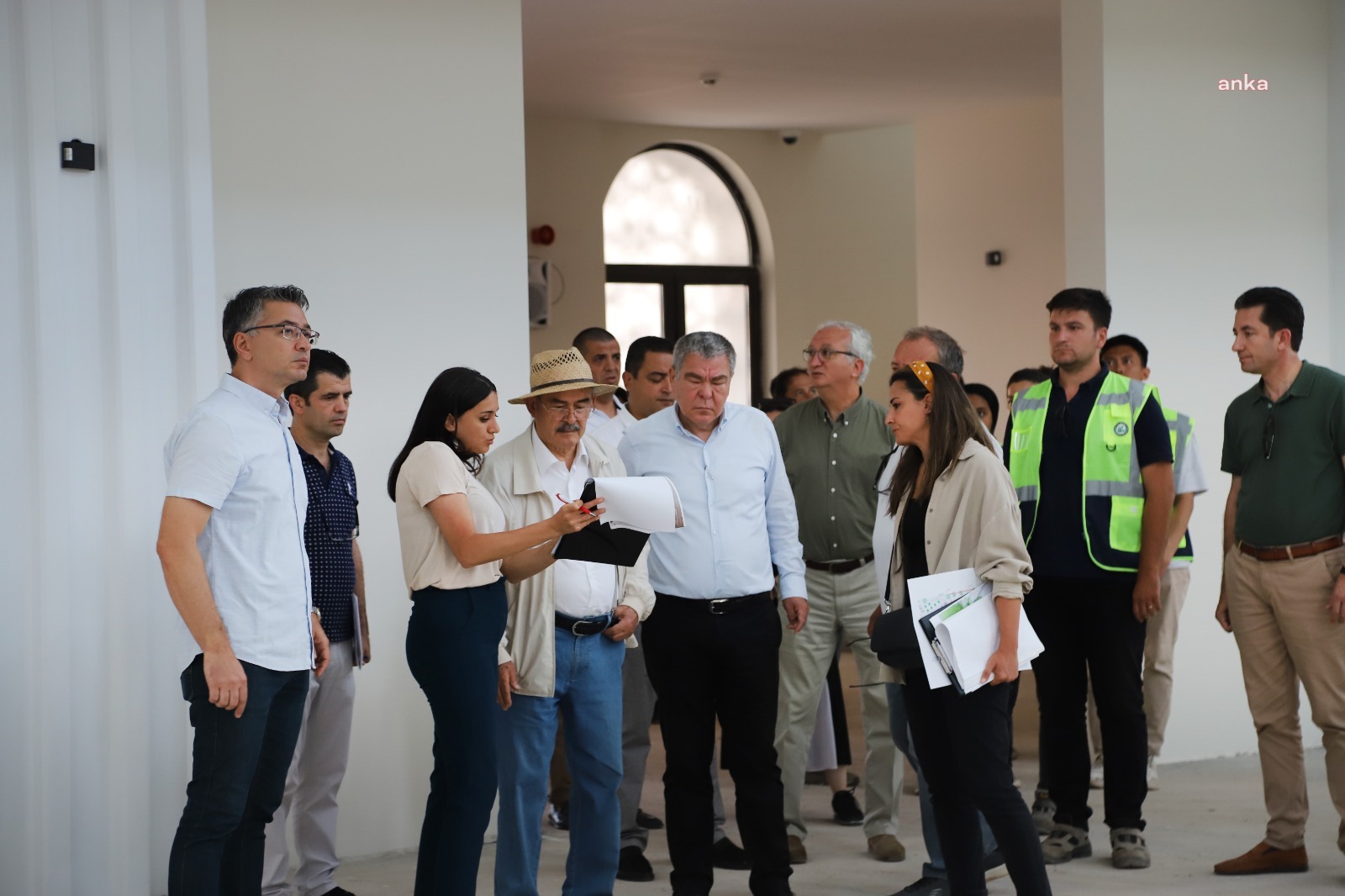 YILMAZ BÜYÜKERŞEN, ASRİ MEZARLIK GİRİŞİNDE DEVAM EDEN CAMİ PROJESİNİ İNCELEDİ