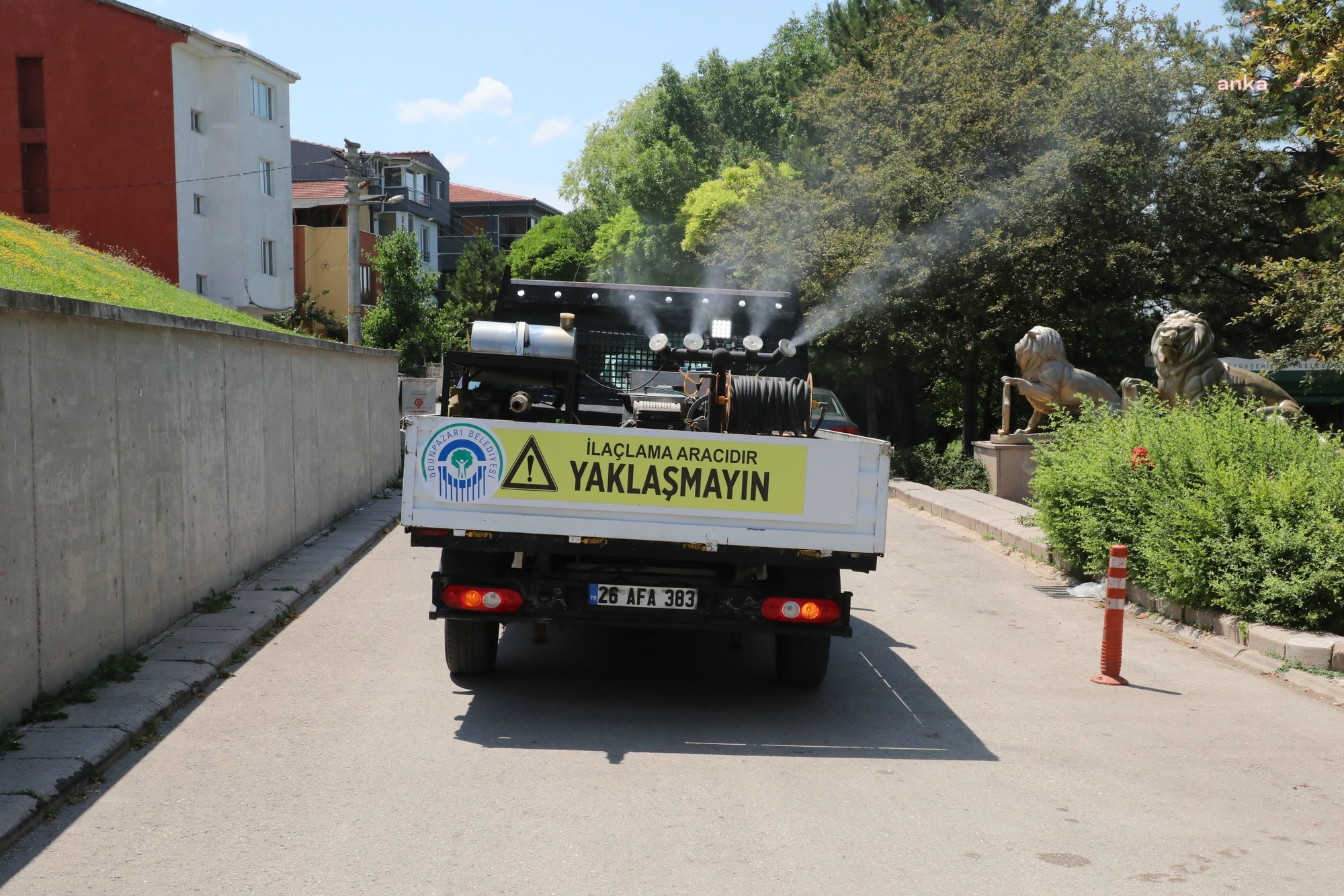 ODUNPAZARI’NDA İLAÇLAMA ÇALIŞMALARI HIZ KAZANDI