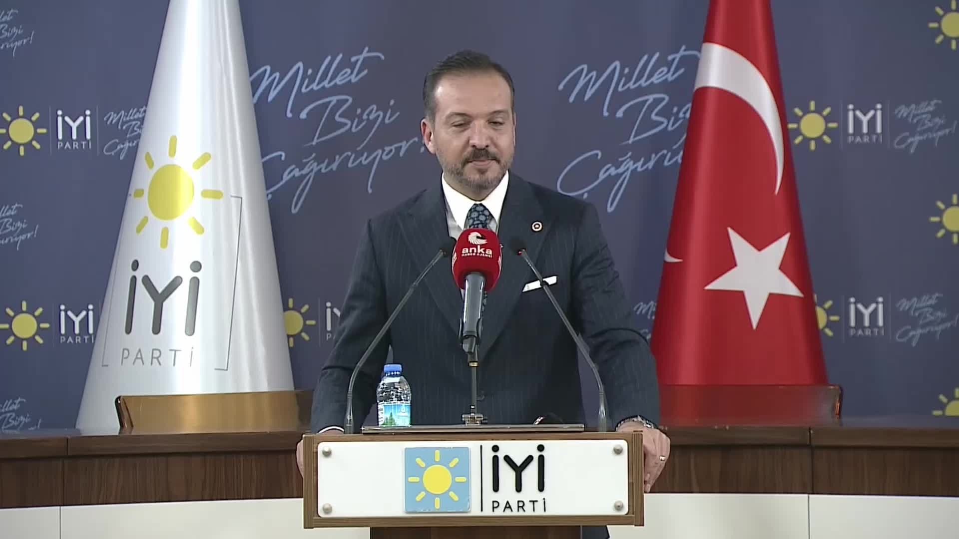 İYİ PARTİ SÖZCÜSÜ ZORLU: “MEVCUT BELEDİYELERİMİZİ GÜÇLENDİRMENİN YANINDA BUNLARIN SAYISINI TABİİ Kİ HAK ETTİĞİMİZ ORANDA ARTIRMANIN ÇABASI İÇERİSİNDE OLACAĞIZ”