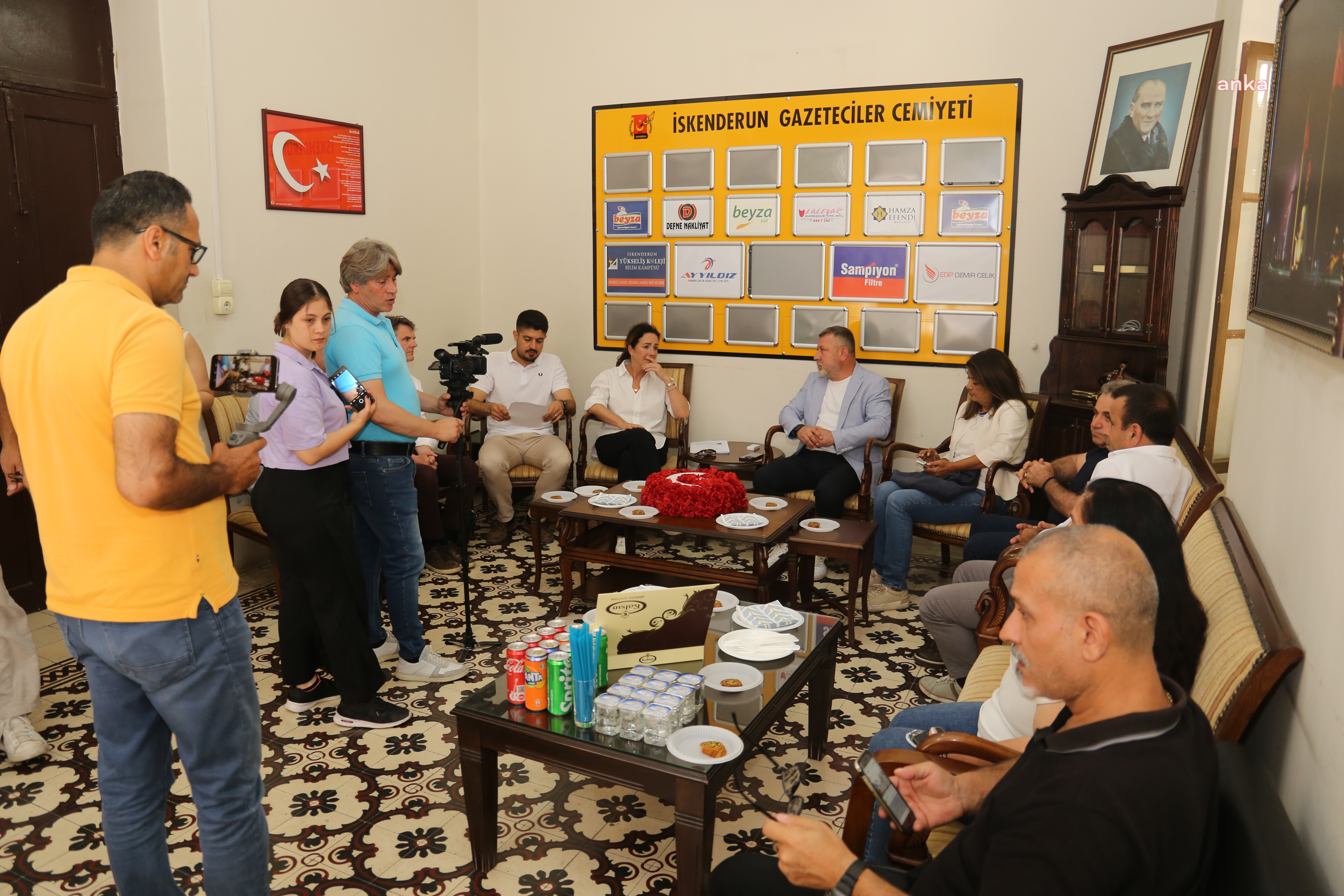 AMSTERDAM BELEDİYE BAŞKANI FEMKE HALSEMA, SAMANDAĞ VE İSKENDERUN’U ZİYARET ETTİ