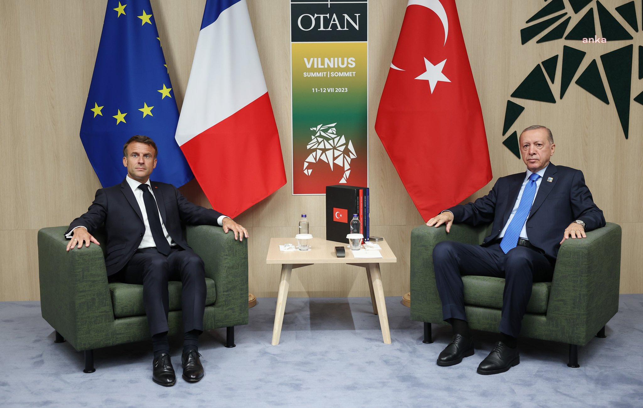 CUMHURBAŞKANI ERDOĞAN, VILNIUS’TA FRANSA CUMHURBAŞKANI MACRON İLE GÖRÜŞTÜ