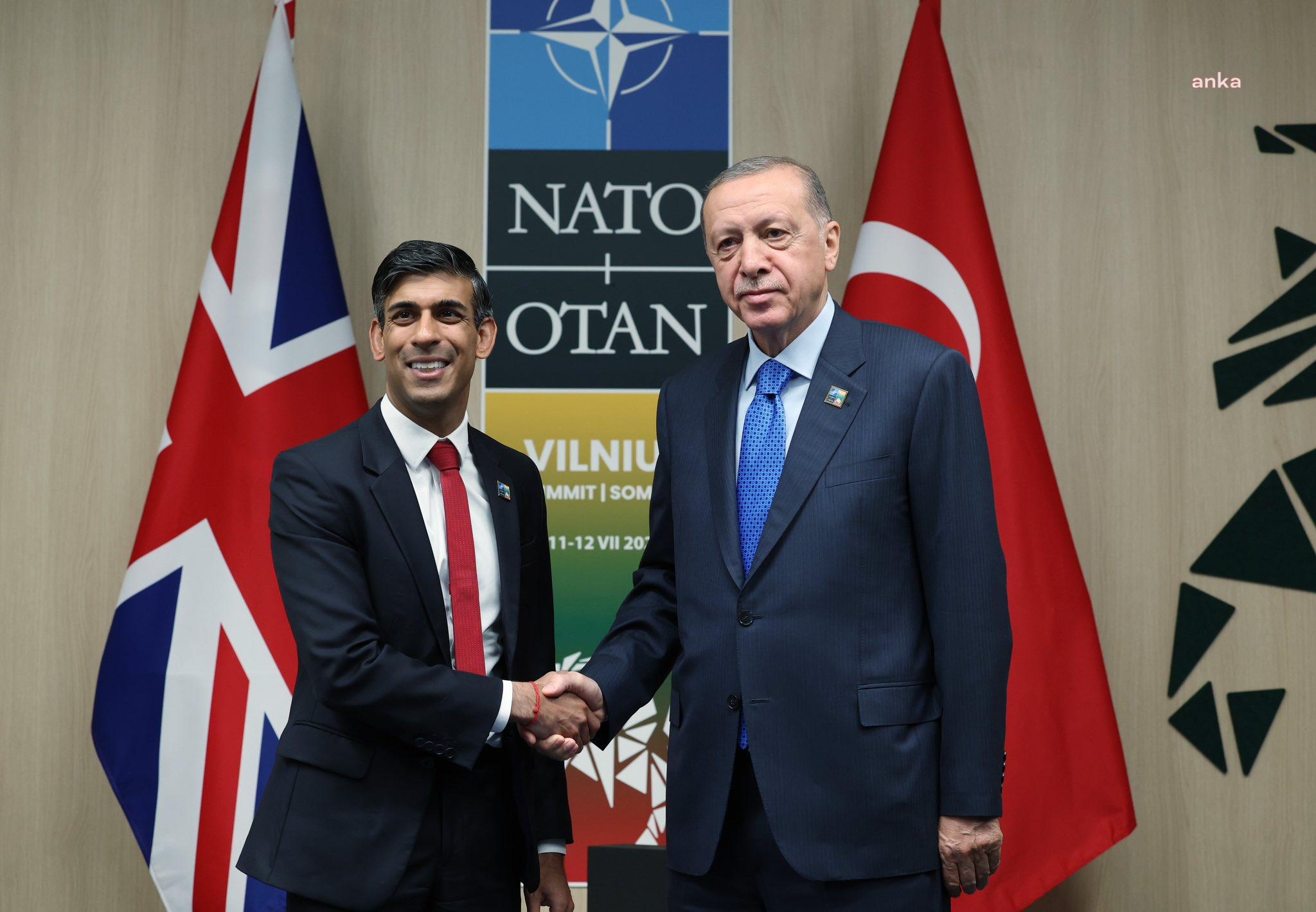 CUMHURBAŞKANI ERDOĞAN, BİRLEŞİK KRALLIK BAŞBAKANI SUNAK İLE BİR ARAYA GELDİ