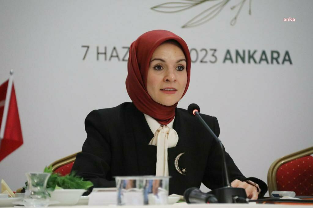 AİLE VE SOSYAL HİZMETLER BAKANI MAHİNUR ÖZDEMİR GÖKTAŞ: “SEL FELAKETİNİN ARDINDAN DÜZCE’YE 2 MİLYON TL KAYNAK AKTARDIK”