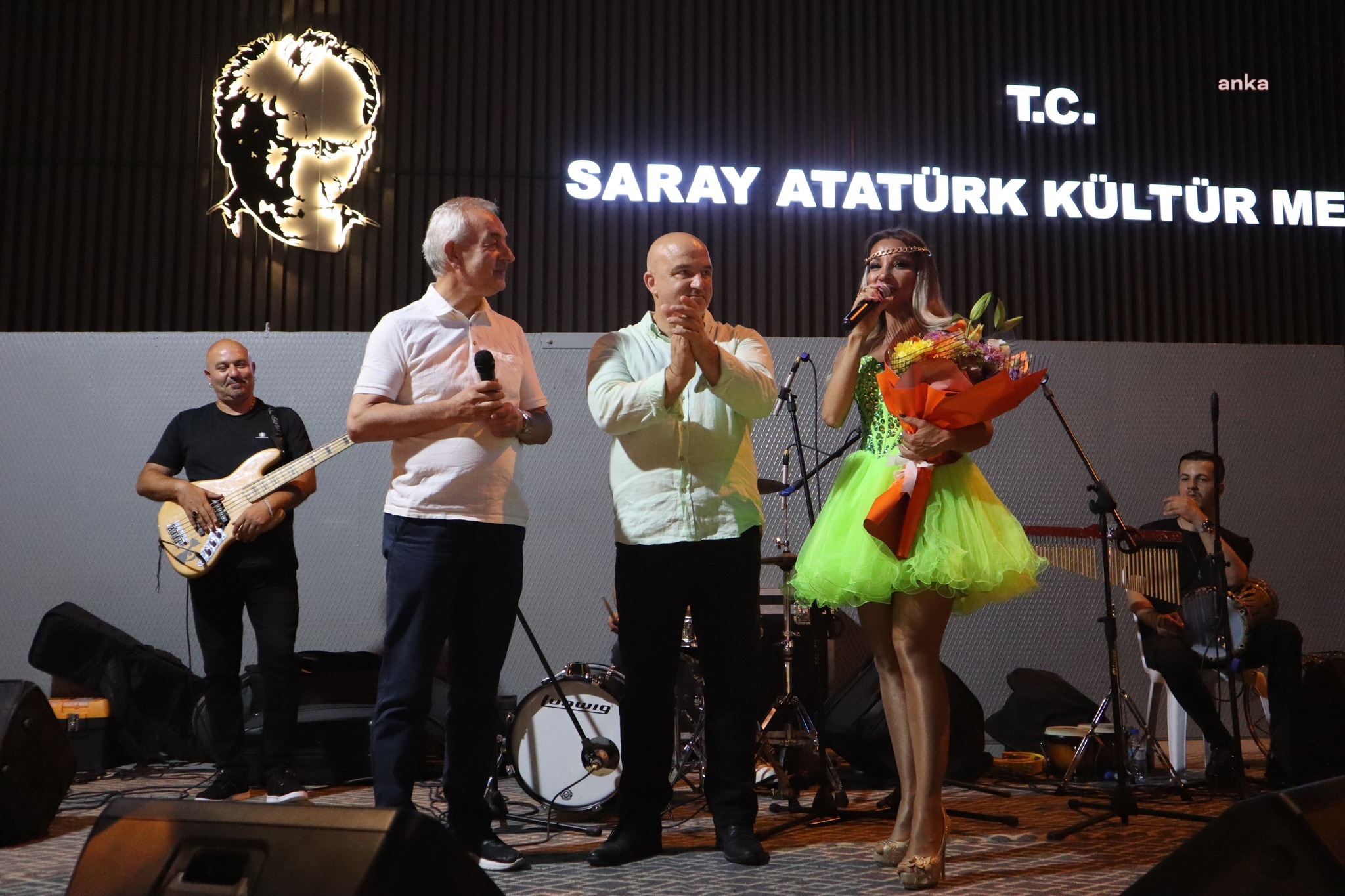 SARAY BELEDİYESİ’NDEN SARAY SPOR’A DESTEK KONSERİ