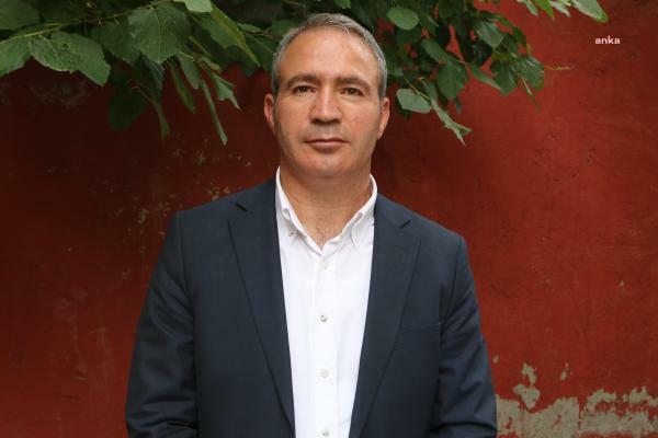 MEHMET ZEKİ İRMEZ'DEN YUSUF TEKİN'E: "KIZ ÇOCUKLARININ OKULA GİTME ORANININ YÜKSELTİLMESİ İÇİN 'KIZ OKULLARI AÇMALIYIZ' OLARAK FORMÜLE ETTİĞİNİZ YÖNTEME İLİŞKİN BAKANLIĞINIZIN HERHANGİ BİR ÇALIŞMASI MEVCUT MUDUR?"