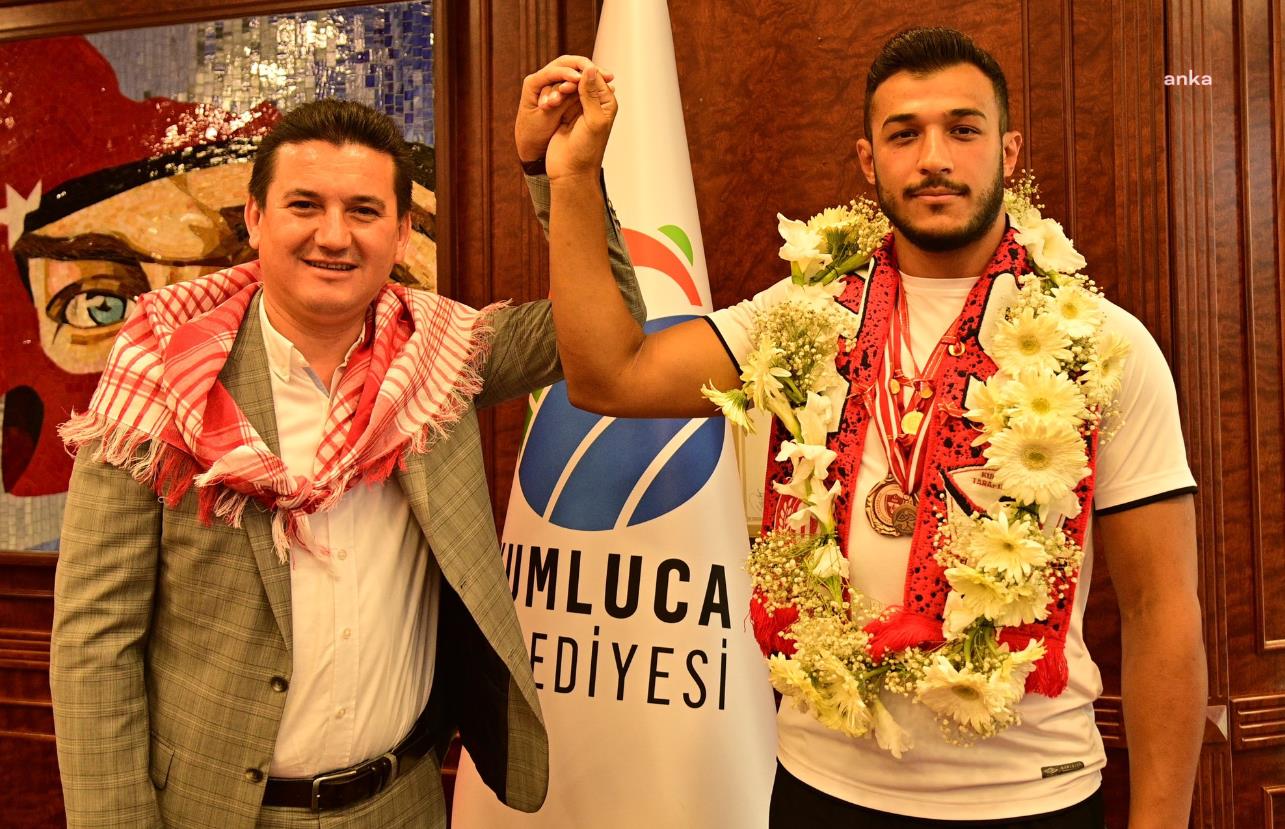 PEHLİVAN ÖMER YASİR GÖKKAYA, KUMLUCA’DA COŞKUYLA KARŞILANDI