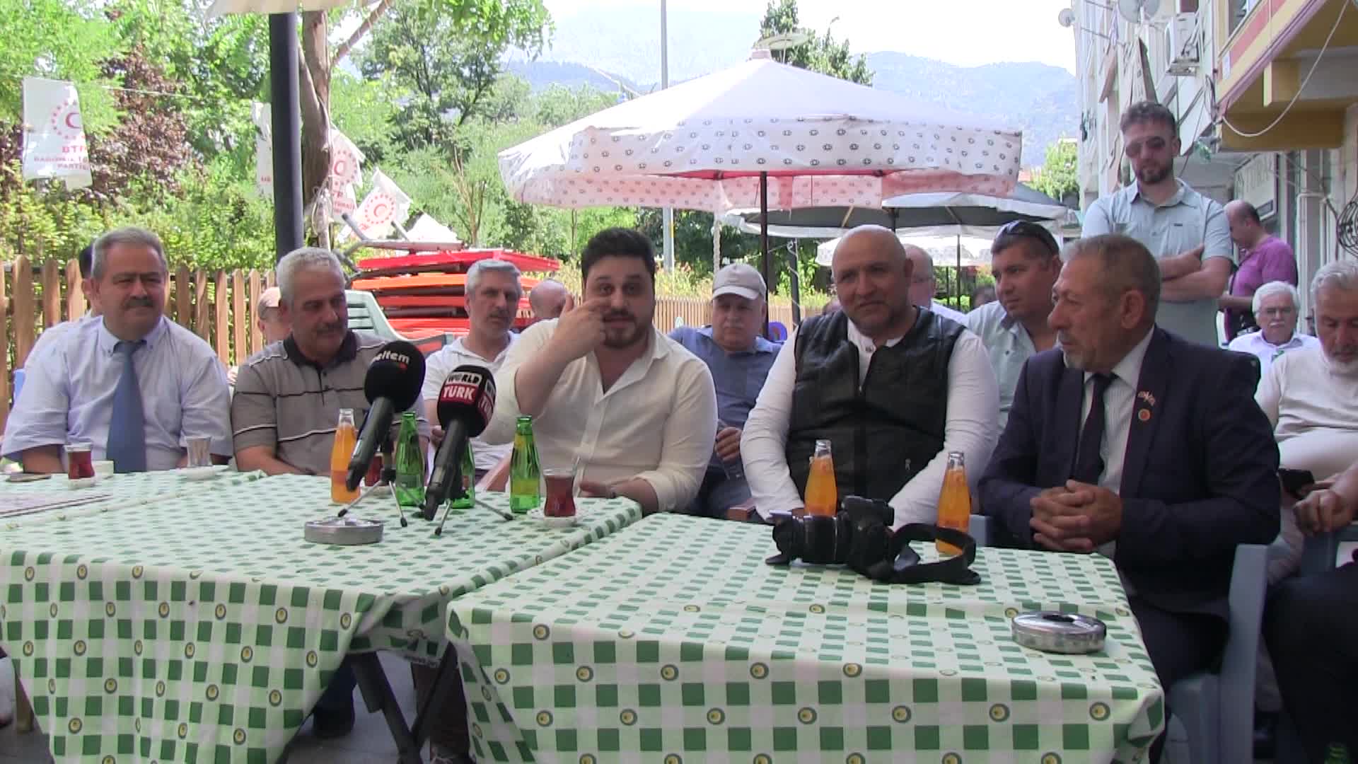 HÜSEYİN BAŞ: “İSVEÇ'İN NATO ÜYELİĞİNİ KABUL ETTİNİZ. BAK KOLUNU ALAMIYORSUN DAHA. ABD'YE ELİNİ BİR VERDİN O İŞ BİTTİ ARTIK GÜÇ ONDA”