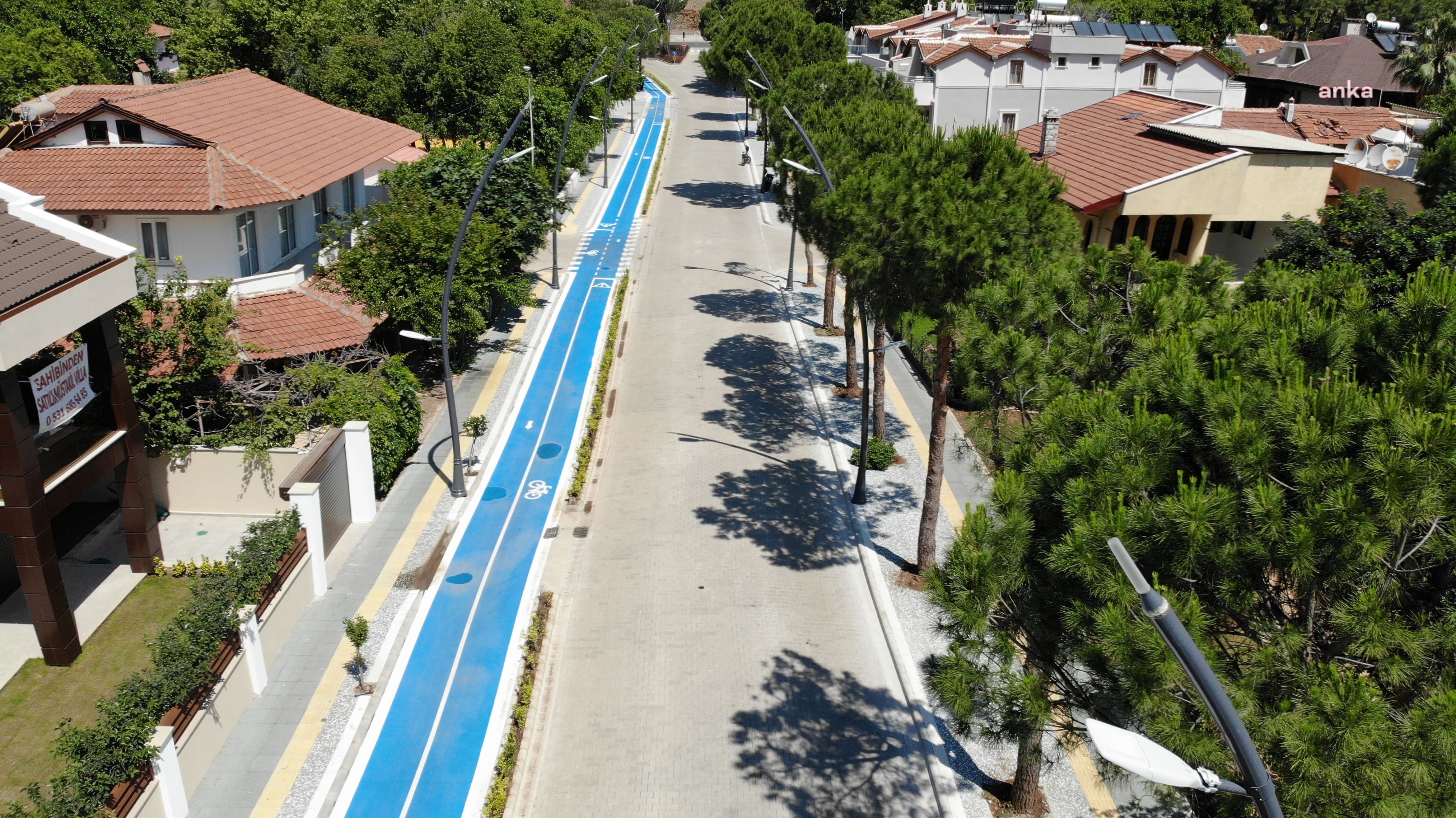 MARMARİS’TE YOL ÇALIŞMALARI 4 YILDIR HIZ KESMİYOR
