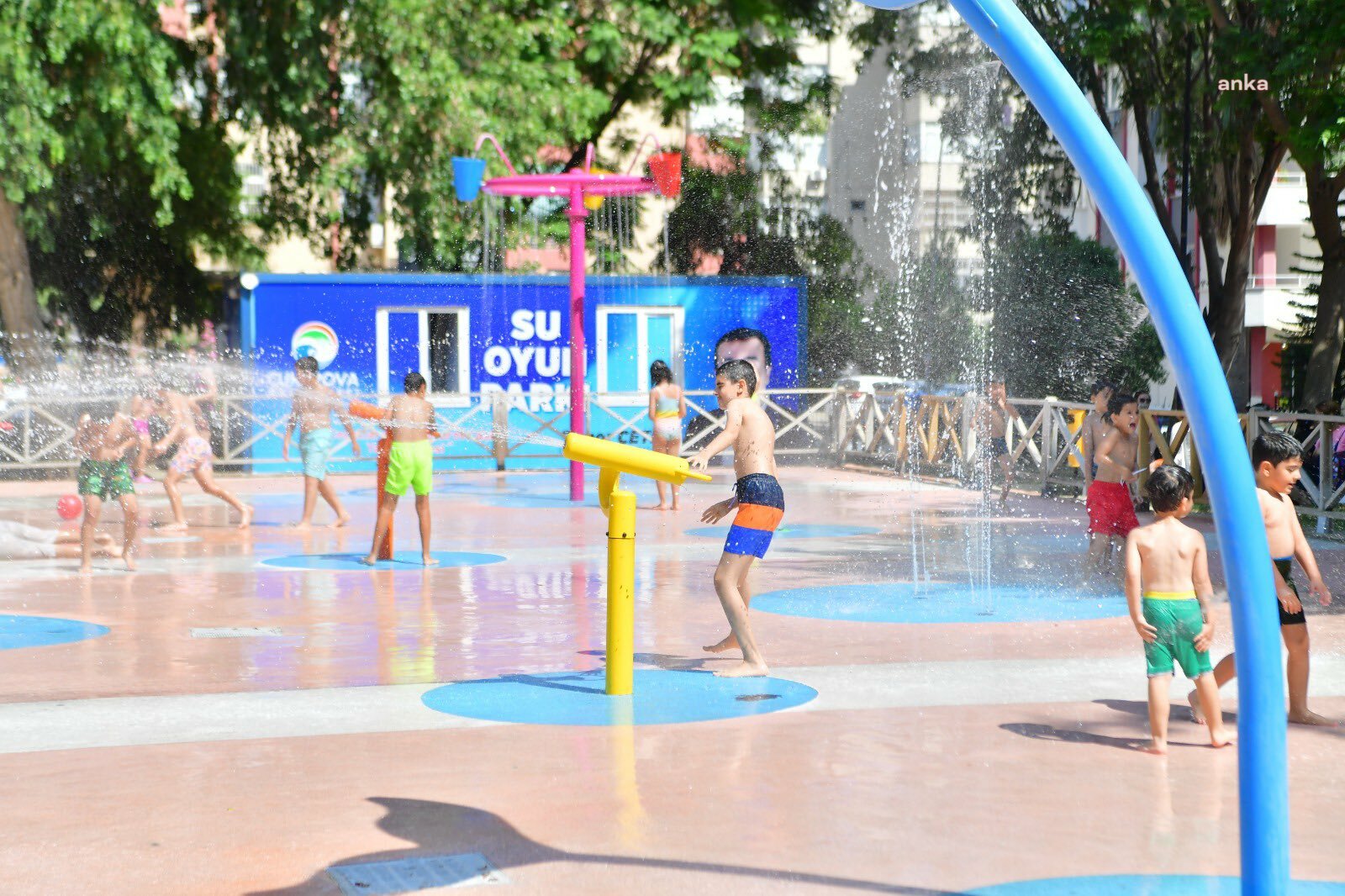 ÇUKUROVA'NIN SU OYUN PARKLARI ÇOCUKLARI AĞIRLIYOR