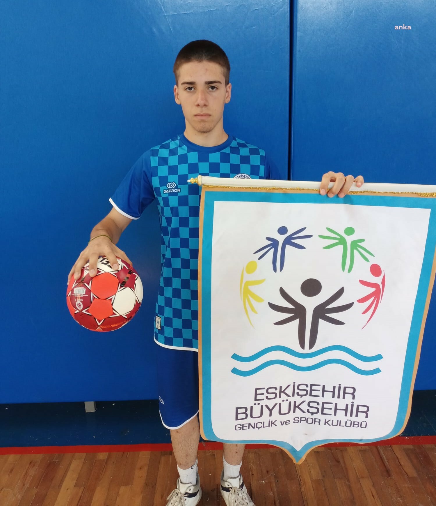 ESKİŞEHİR BÜYÜKŞEHİR’İN GENÇ SPORCUSUNA MİLLİ KAMP DAVETİ