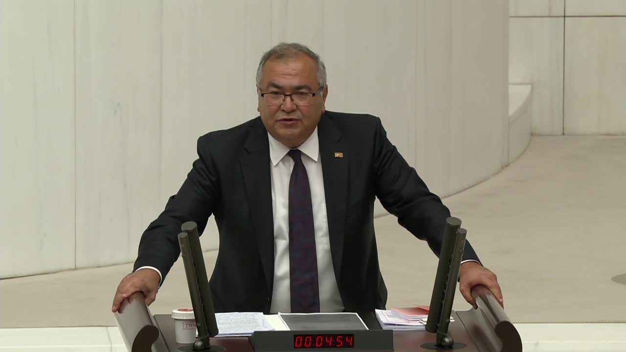 SÜLEYMAN BÜLBÜL, TORBA KANUNU ELEŞTİRDİ: "MEMUR MAAŞI, MOTORLU TAŞITLAR VERGİSİ GİBİ KONULARA CEZAEVİNİ EKLEMESENİZ EKSİK KALIRDI"