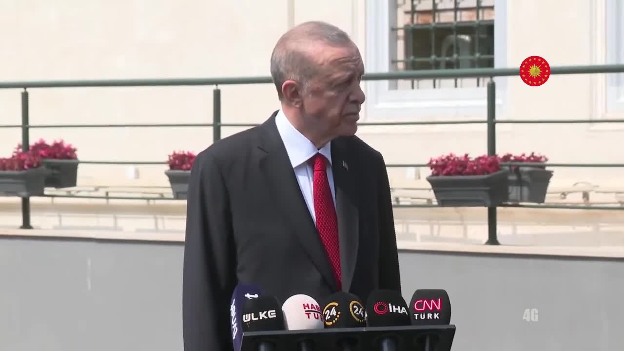 ERDOĞAN: "SEÇİM KAZANAN İKİ LİDER OLARAK ADIMLARIMIZI OLUMLU İSTİKAMETTE ATALIM İSTİYORUZ"