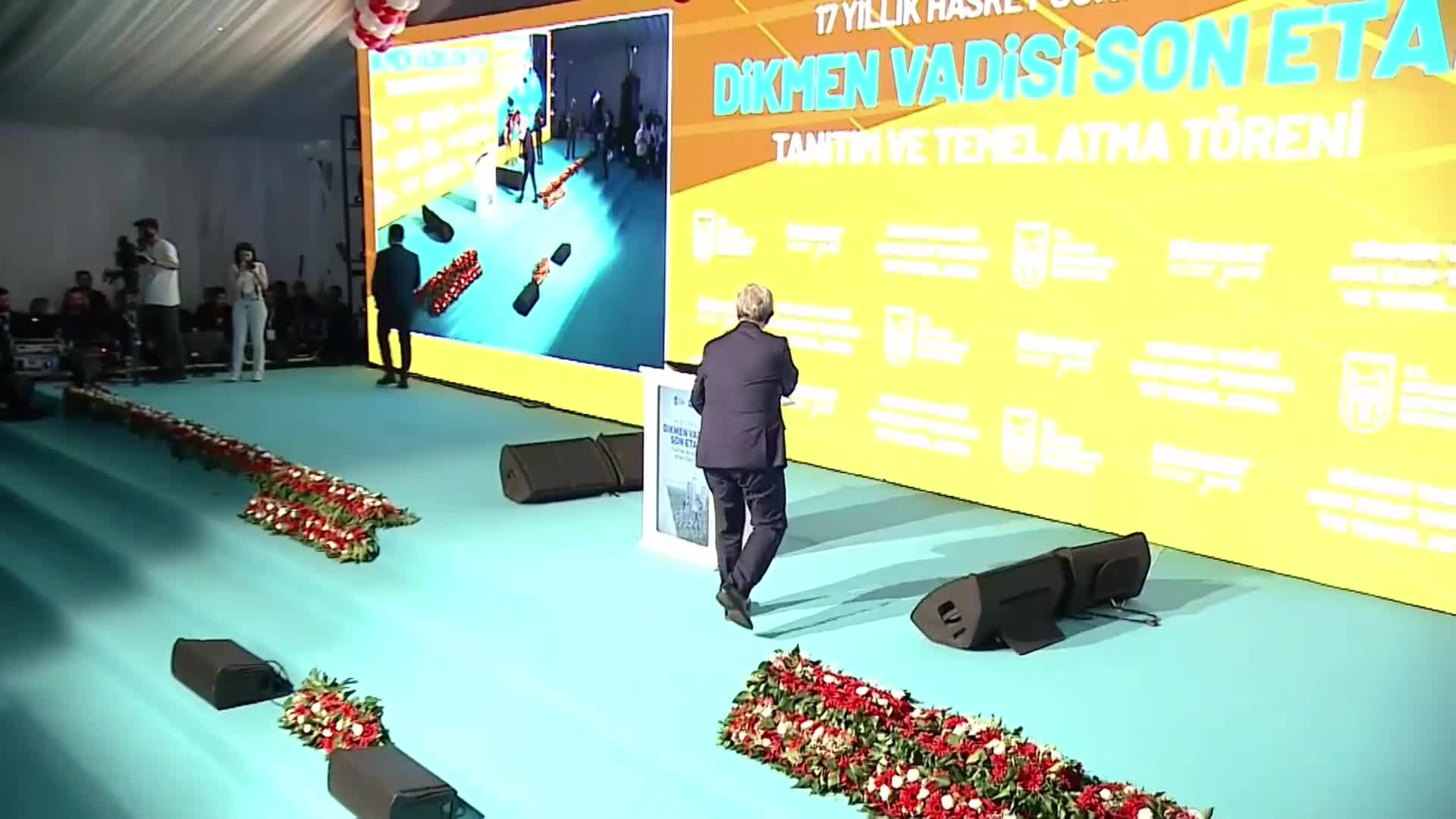 ABB BAŞKANI MANSUR YAVAŞ, DİKMEN VADİSİ SON ETAP TEMEL ATMA TÖRENİNDE KONUŞTU: “DEVLET VATANDAŞINI KANDIRMAZ. EN AZ 14 BİNE YAKIN ANKARALI MAĞDUR”
