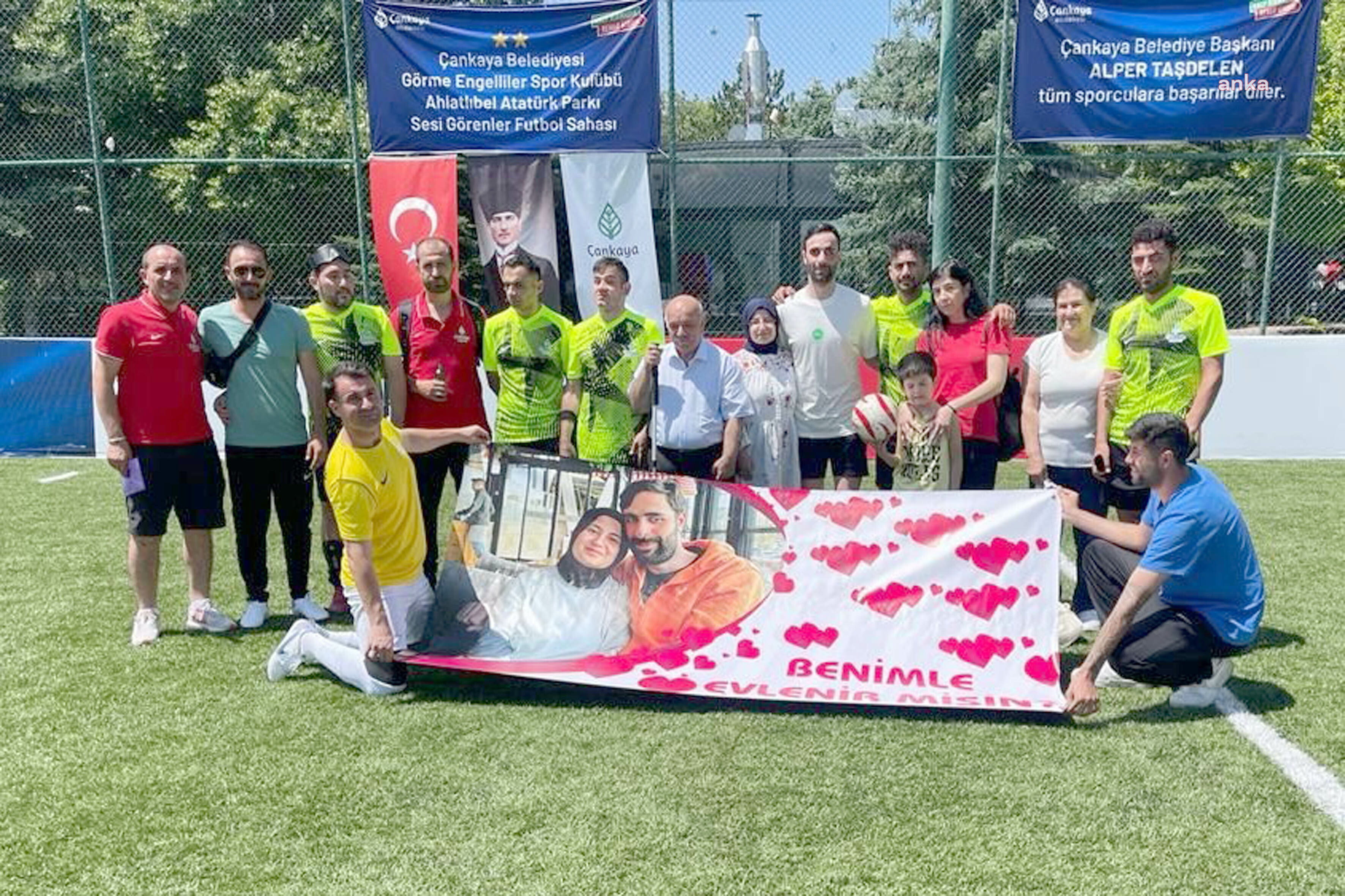 ÇANKAYA BELEDİYESİ GÖRME ENGELLİLER SPOR KULÜBÜ FORVETİNDEN MAÇ SONU EVLENME TEKLİFİ