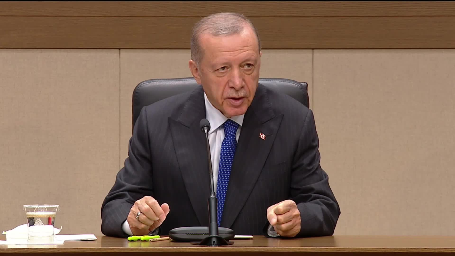 ERDOĞAN’DAN "TAHIL KORİDORU" AÇIKLAMASI: “PUTİN’İN BU İNSANİ KÖPRÜNÜN DEVAMINI İSTEDİĞİNE İNANIYORUM”