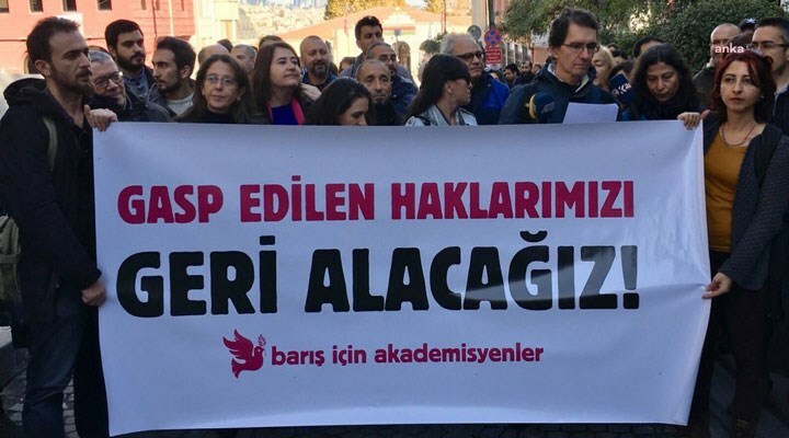EĞİTİM-SEN VERİLERİNE GÖRE ÜNİVERSİTELERDE SON DURUM: BARIŞ BİLDİRİSİ GEREKÇESİYLE İHRAÇ EDİLİP, MAHKEME KARARI İLE İADE EDİLEN 108 AKADEMİSYENDEN, 38’İ GÖREVİNİN BAŞINDA
